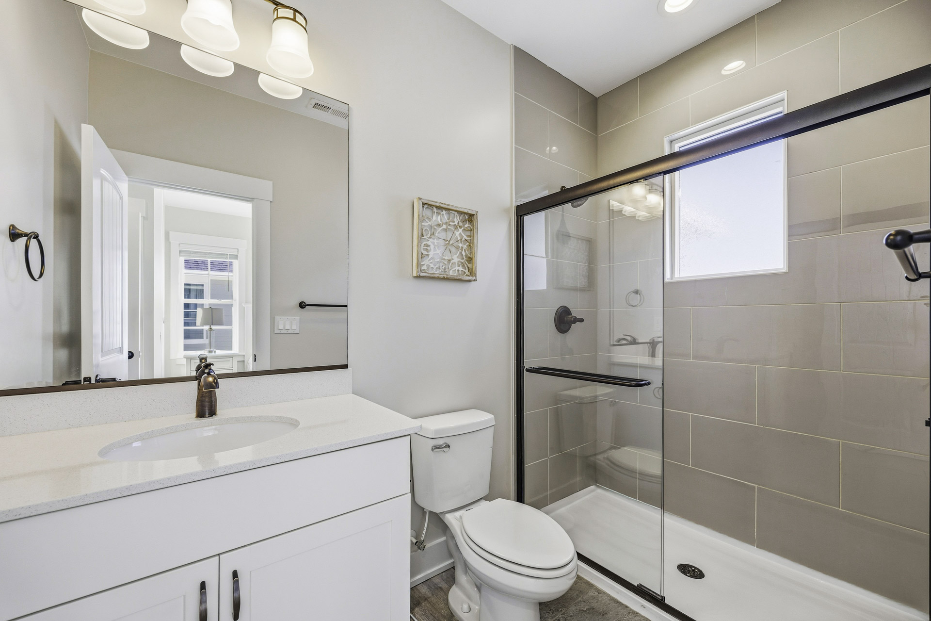 Surf Or Sound Realty 918 Cape Sol Bedroom 1 3