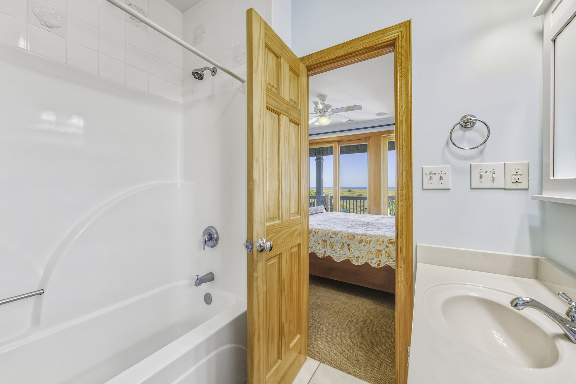 Surf Or Sound Realty 270 Seagate Station Bedroom 5 3