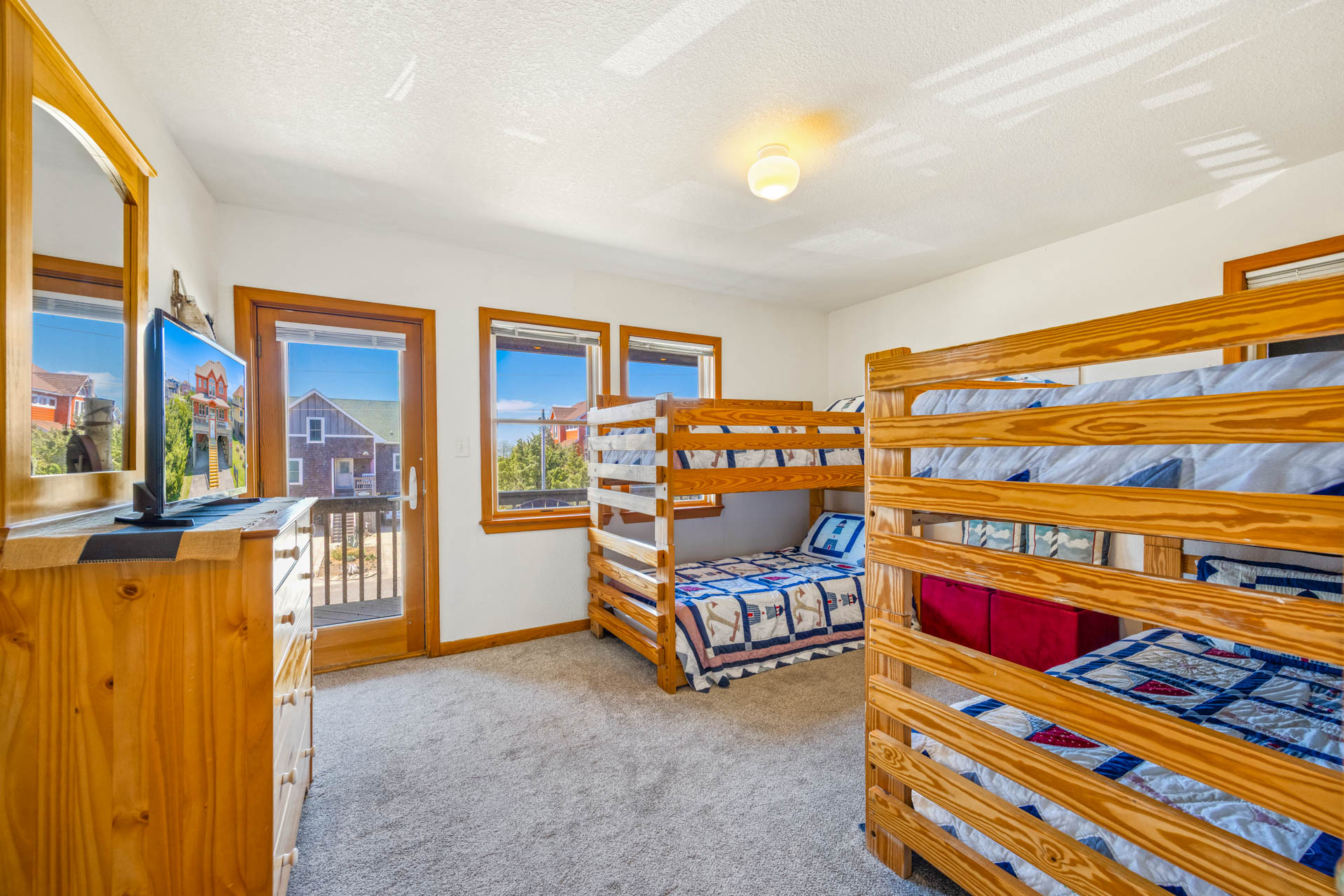 Surf Or Sound Realty 773 Skipper's Landing Bedroom 4