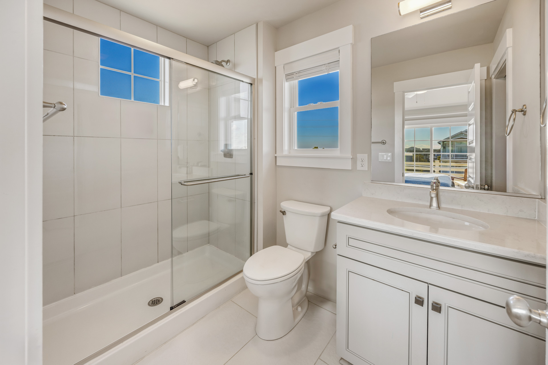Surf Or Sound Realty 1219 Lunasea Bedroom 1 3