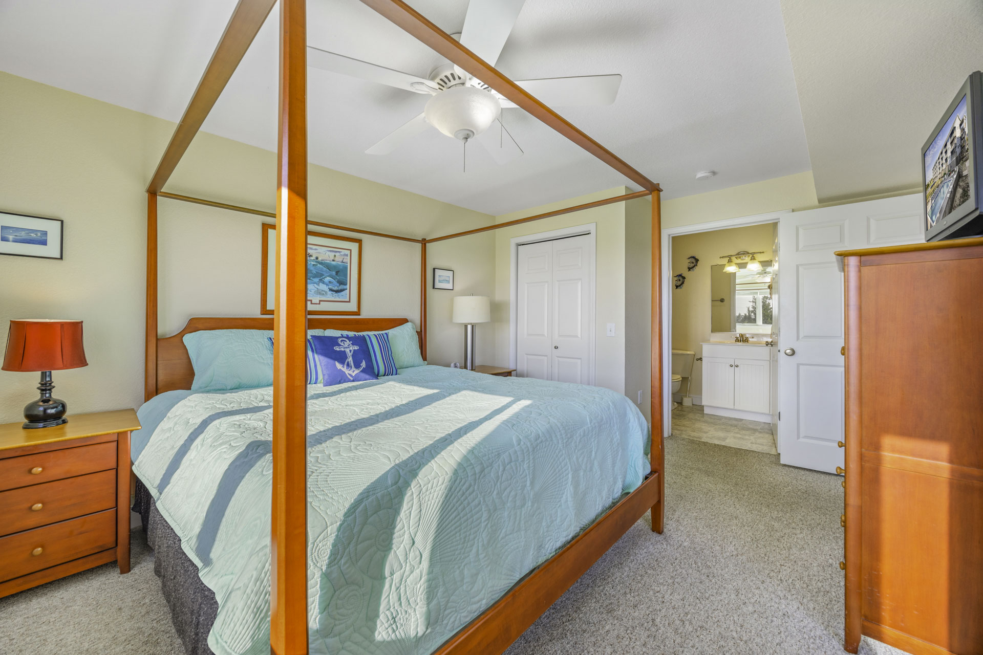 Surf Or Sound Realty 627 Isle Awhile Bedroom 1 2
