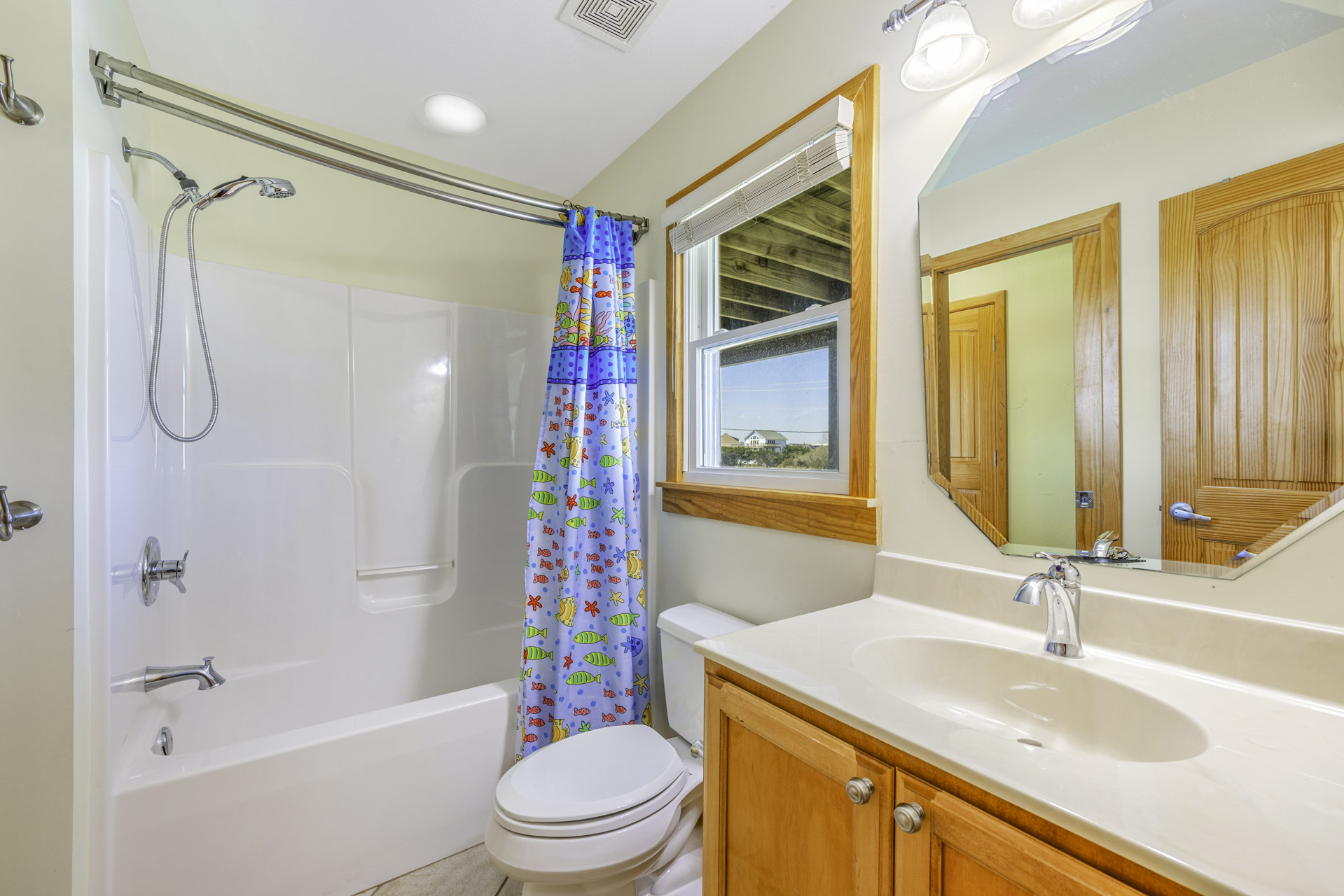 Surf Or Sound Realty 725 Sea Winds Bedroom 5 3