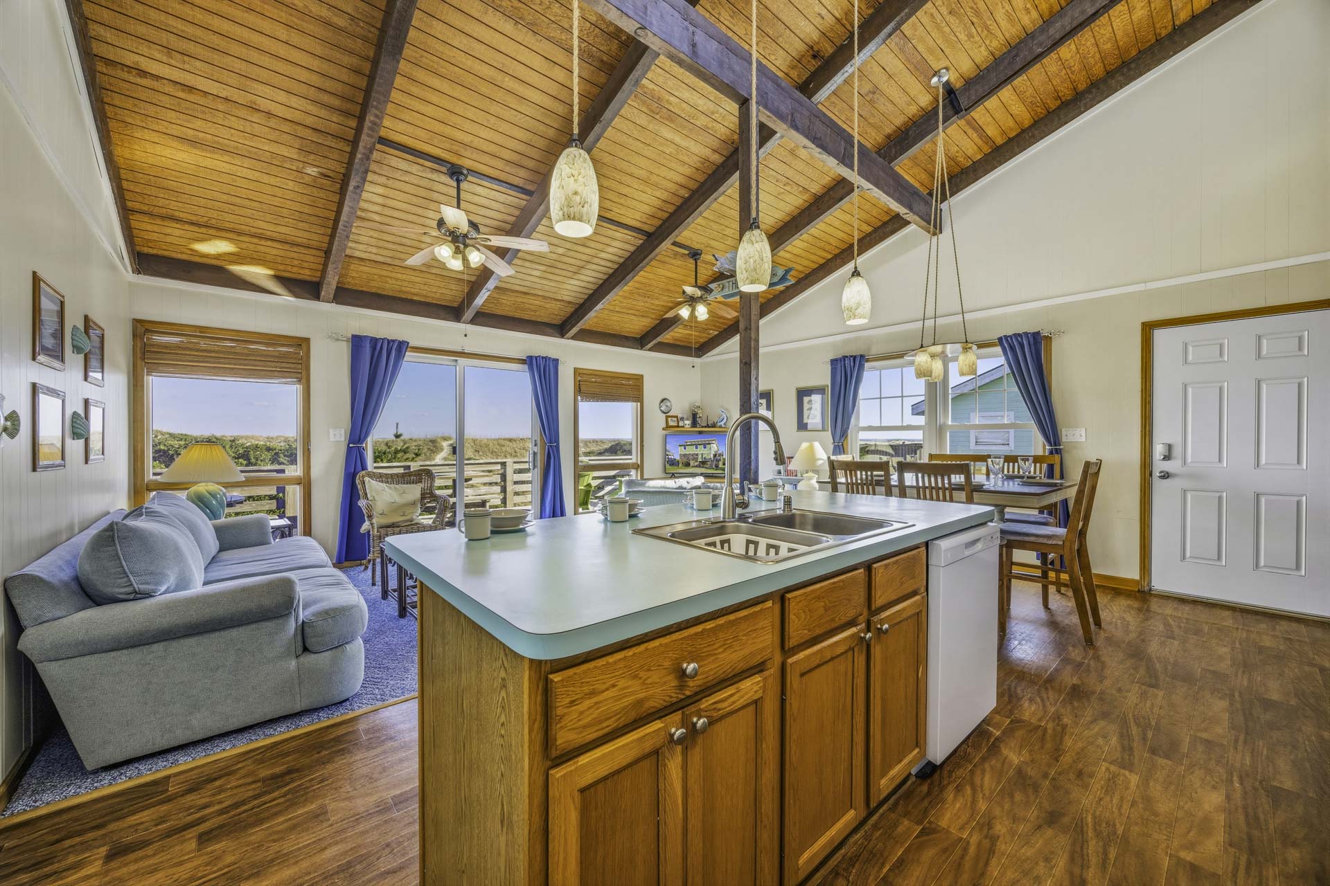 Surf Or Sound Realty 861 Kinnakeet Retreat Kitchen 3