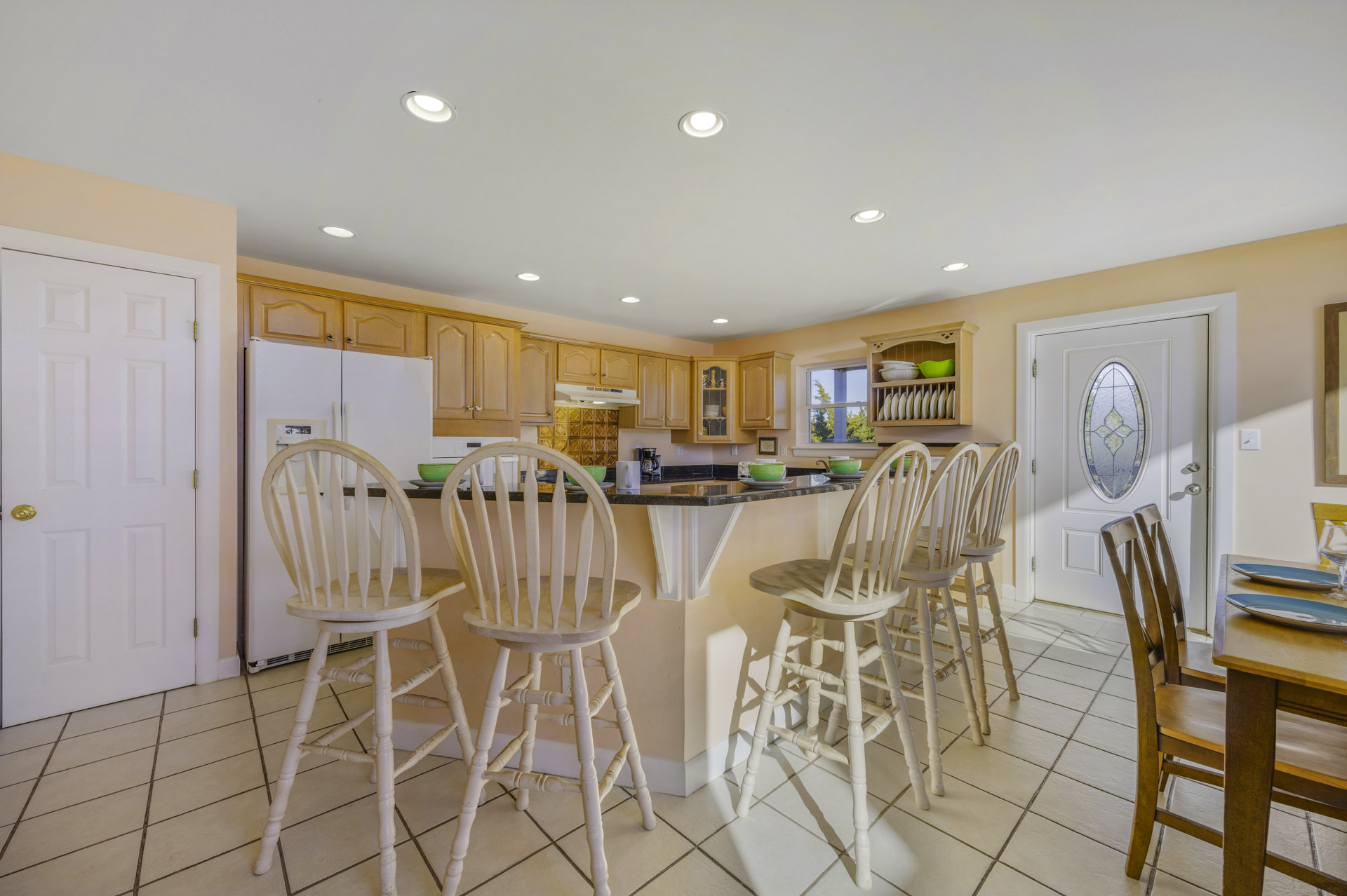 Surf Or Sound Realty 411 Surf Dogs Kitchen 4