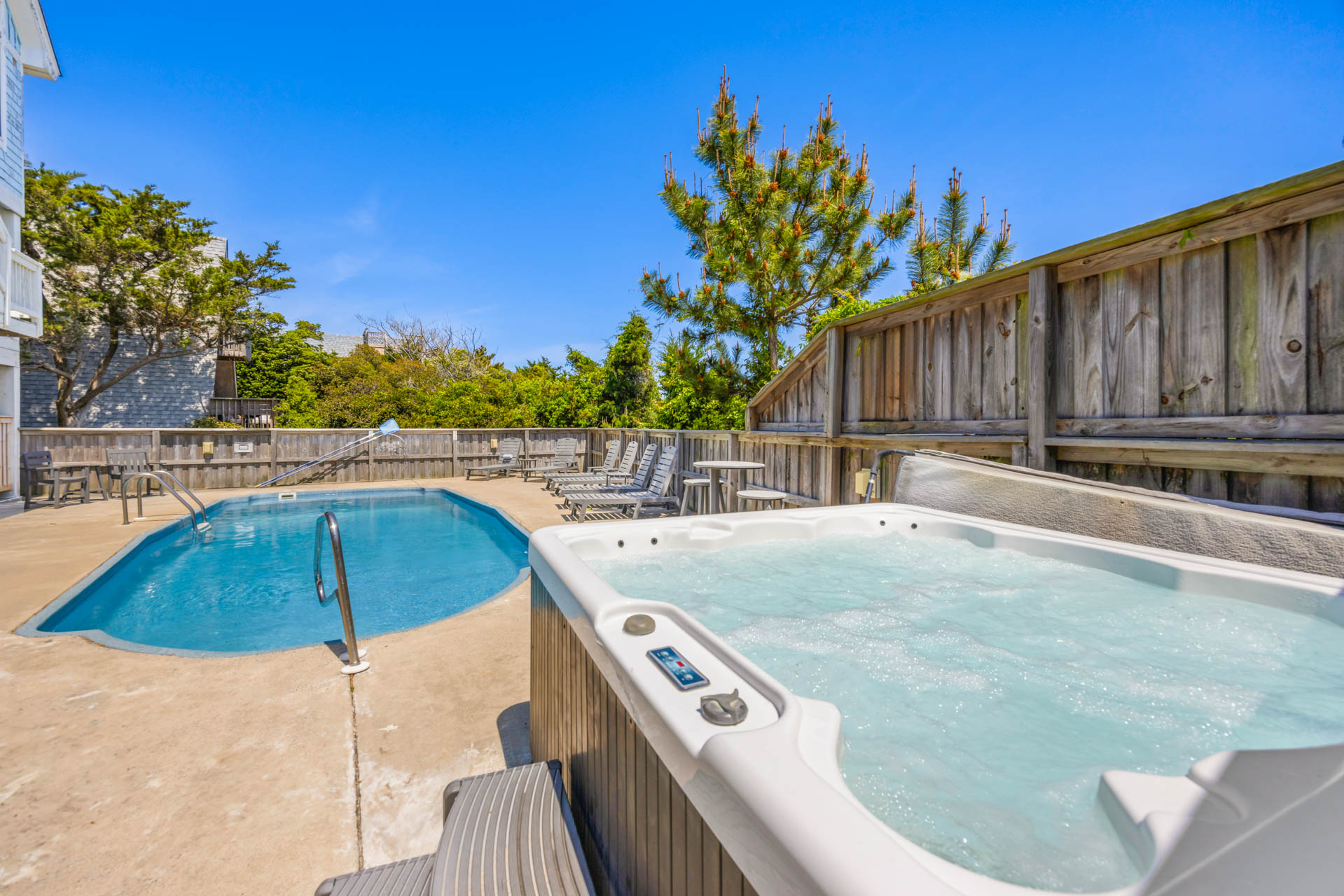 Surf Or Sound Realty 1030 Salty Paws Pool Area 4