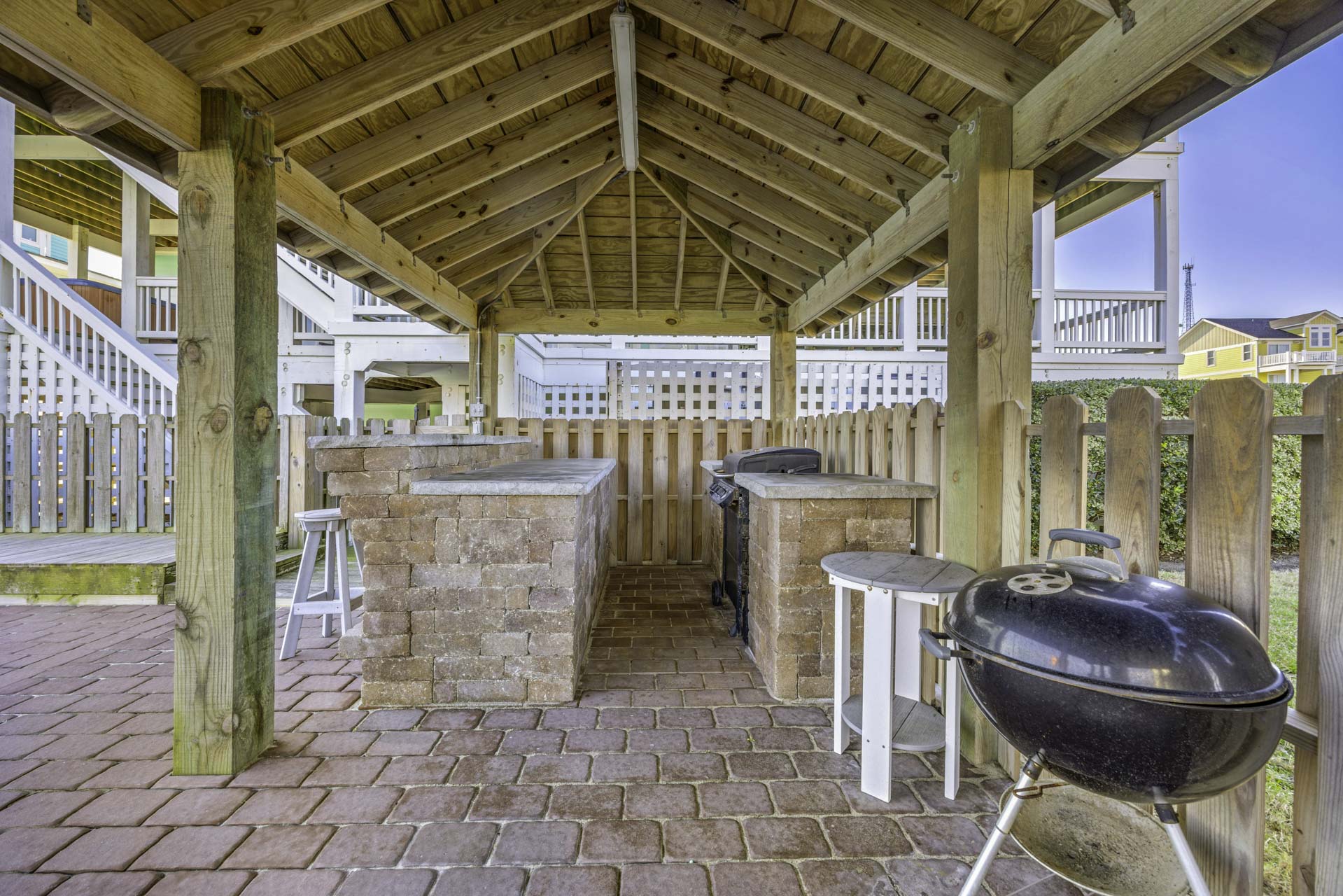 Surf Or Sound Realty 502 Tipsy Turtle Pool Area 4