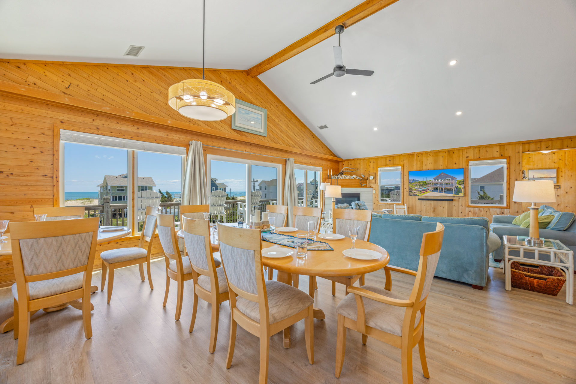 Surf Or Sound Realty 1144 The Sandy House Dining Area 3