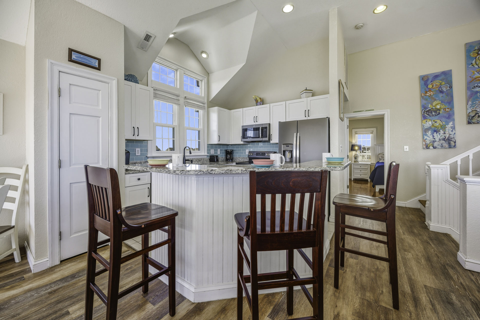 Surf Or Sound Realty 584 Skipper's Gig Kitchen 2