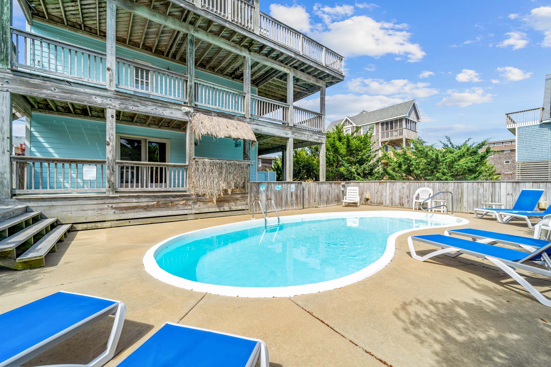 Surf Or Sound Realty 301 Cheers And Sunshine Pool Area 3 3377624