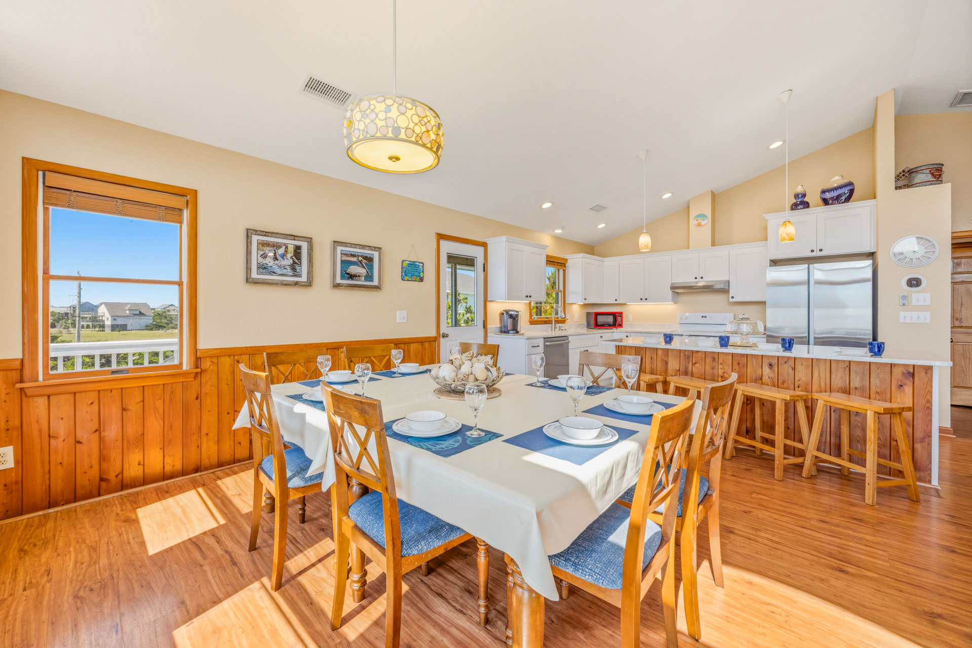 Surf Or Sound Realty 96 Ocean Vista Dining Area 2
