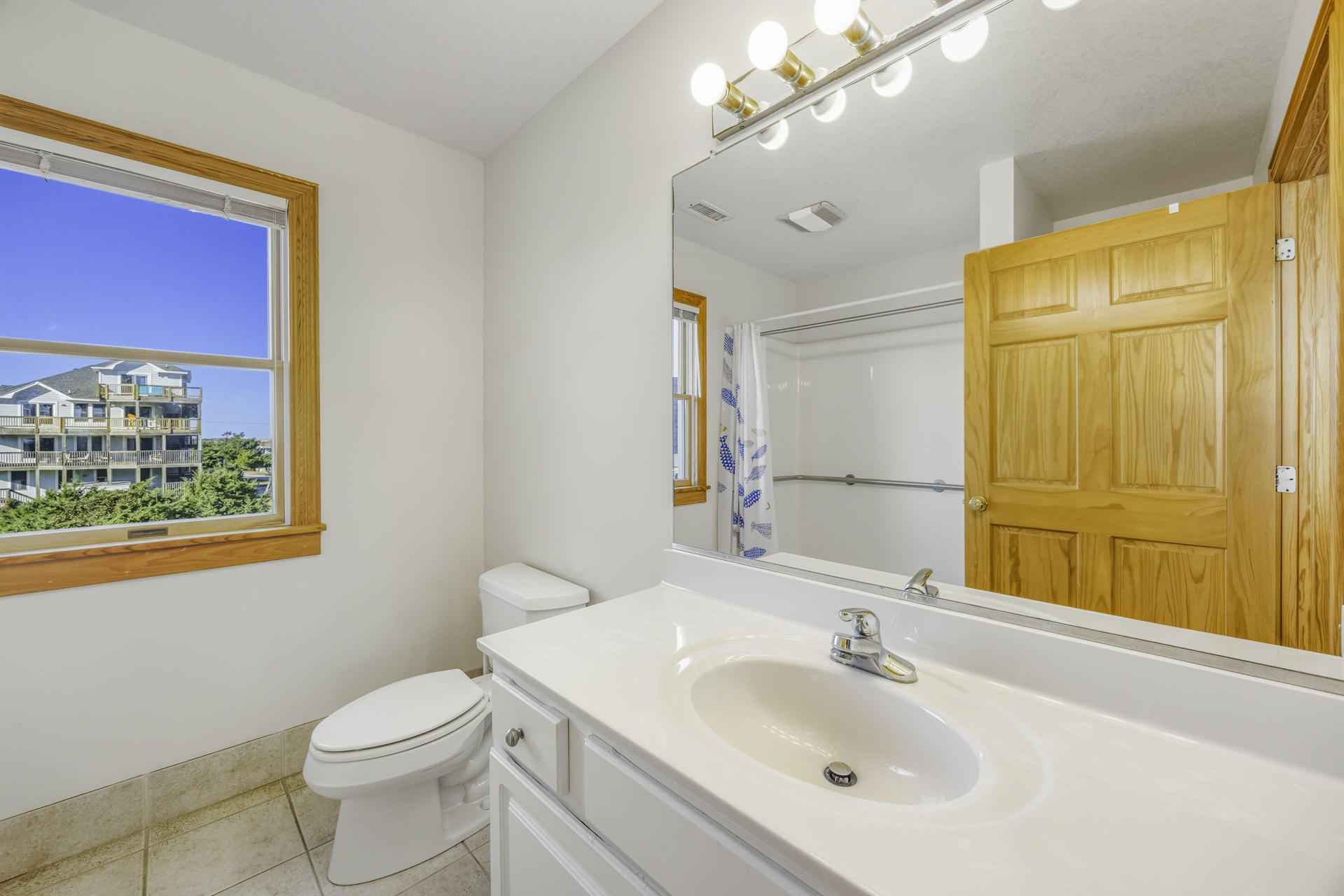 Surf Or Sound Realty 812 Lucille's Board Shack Bedroom 2 3