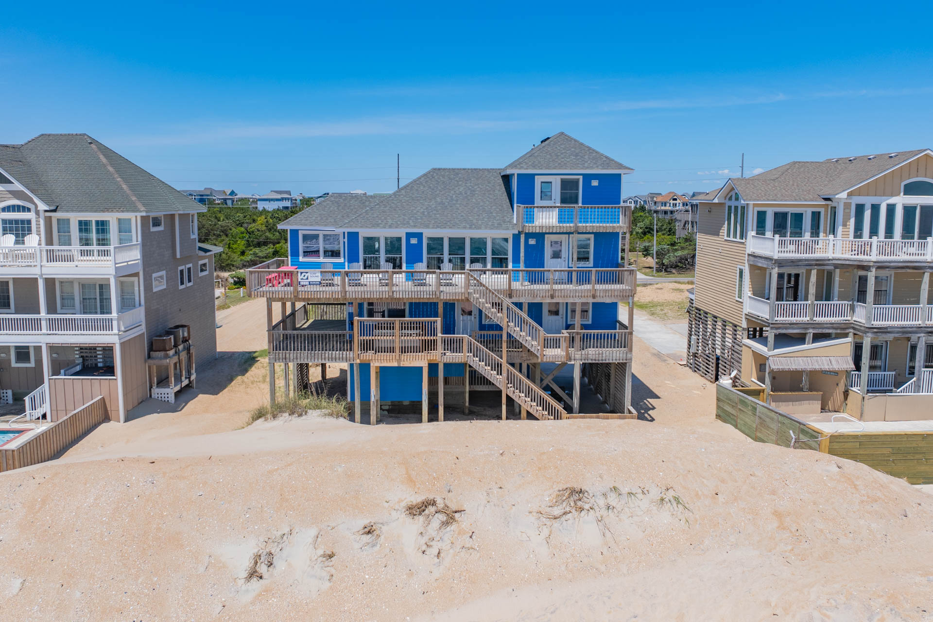 Surf Or Sound Realty 1111 Beachfront Pirates Exterior 5