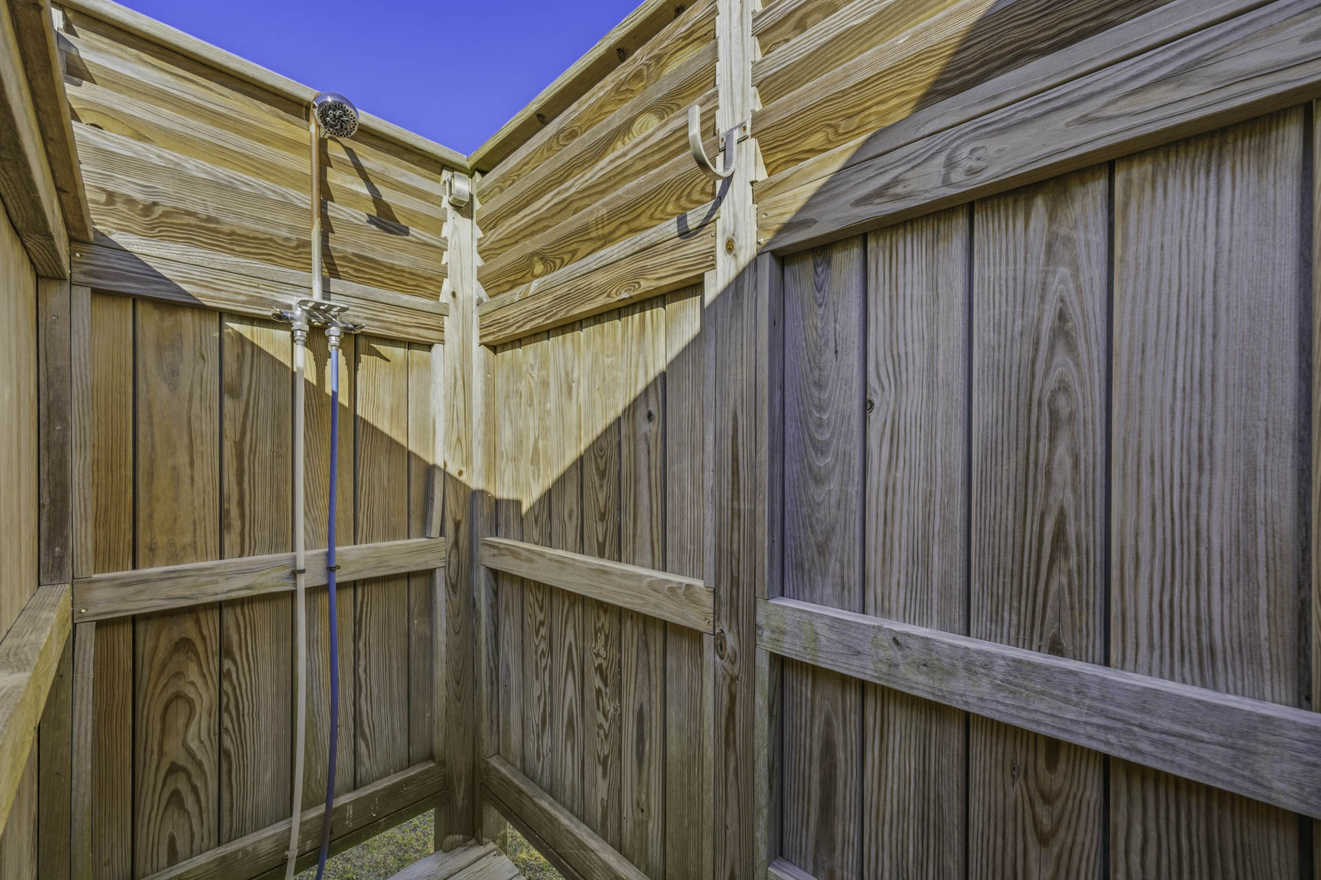 Surf Or Sound Realty 922 Soulshine Outdoor Shower