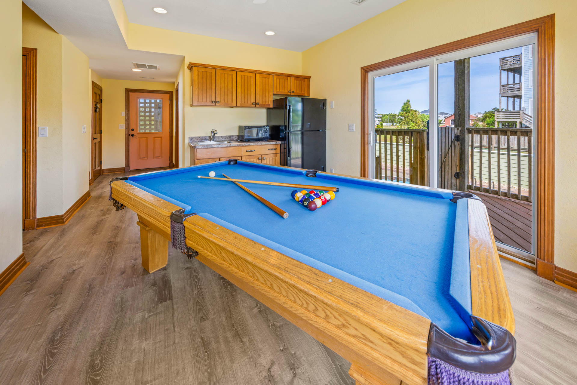 Surf Or Sound Realty 877 The People Sanctuary Game Room 2
