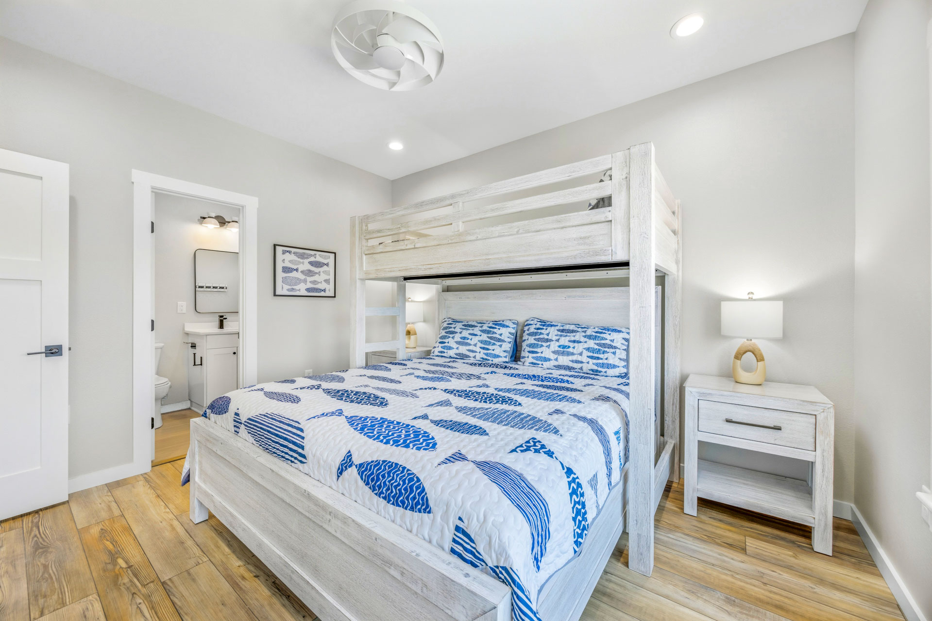 Surf Or Sound Realty 1234 Turtle Watch Bedroom 3 2