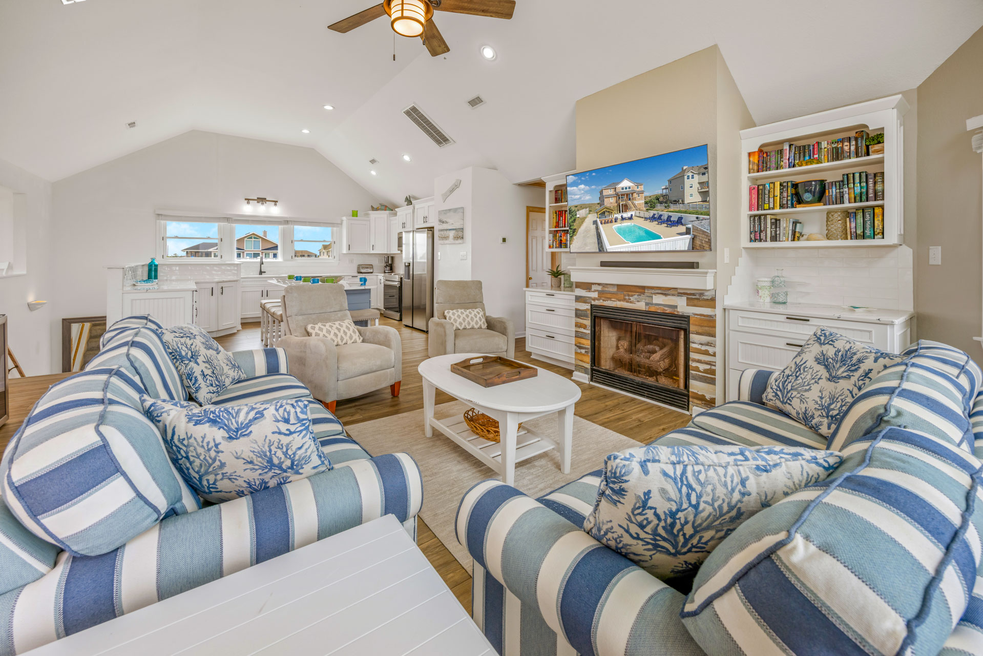 Surf Or Sound Realty 952 Hatteras Jack Great Room 4
