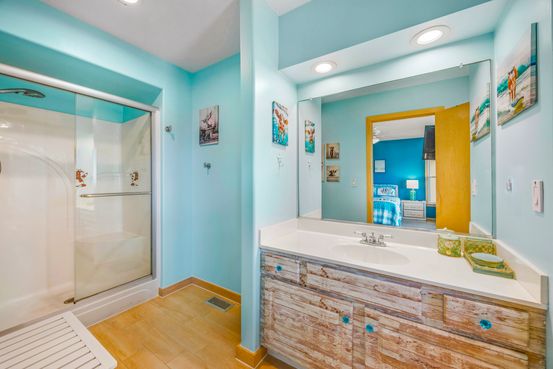 Surf Or Sound Realty 1246 Star Kissed Bedroom 1 3