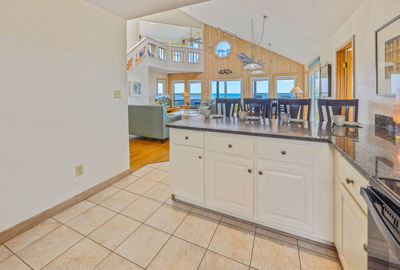 Surf Or Sound Realty 1028 Southern Exposure Kitchen 3