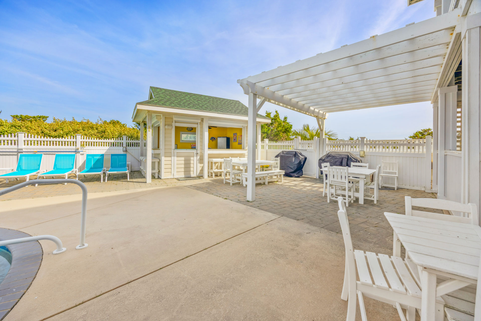 Surf Or Sound Realty 333 Bramasole Pool Area 2