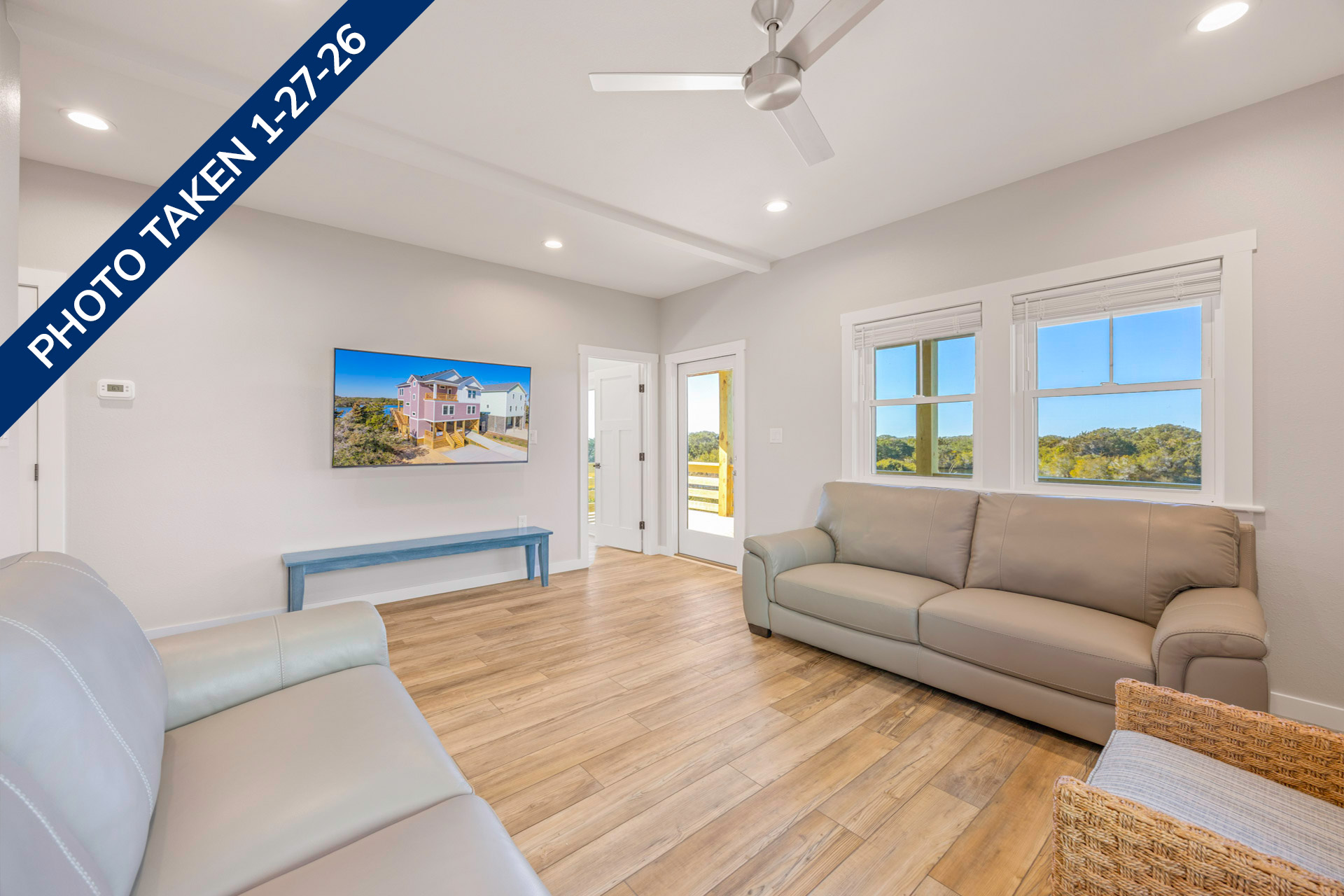 Surf Or Sound Realty 1234 Turtle Watch Media Room 3 Date