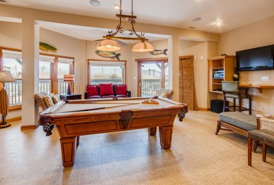 Surf Or Sound Realty Flip Floppin 901 Game Room 2 3346063