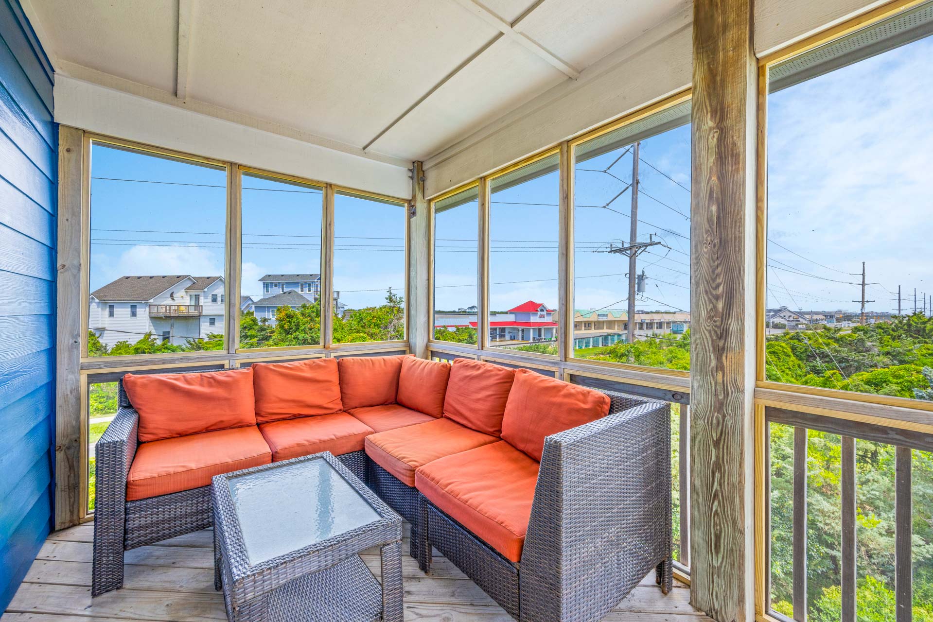 Surf Or Sound Realty 786 Medley Paradise Screened Porch 2