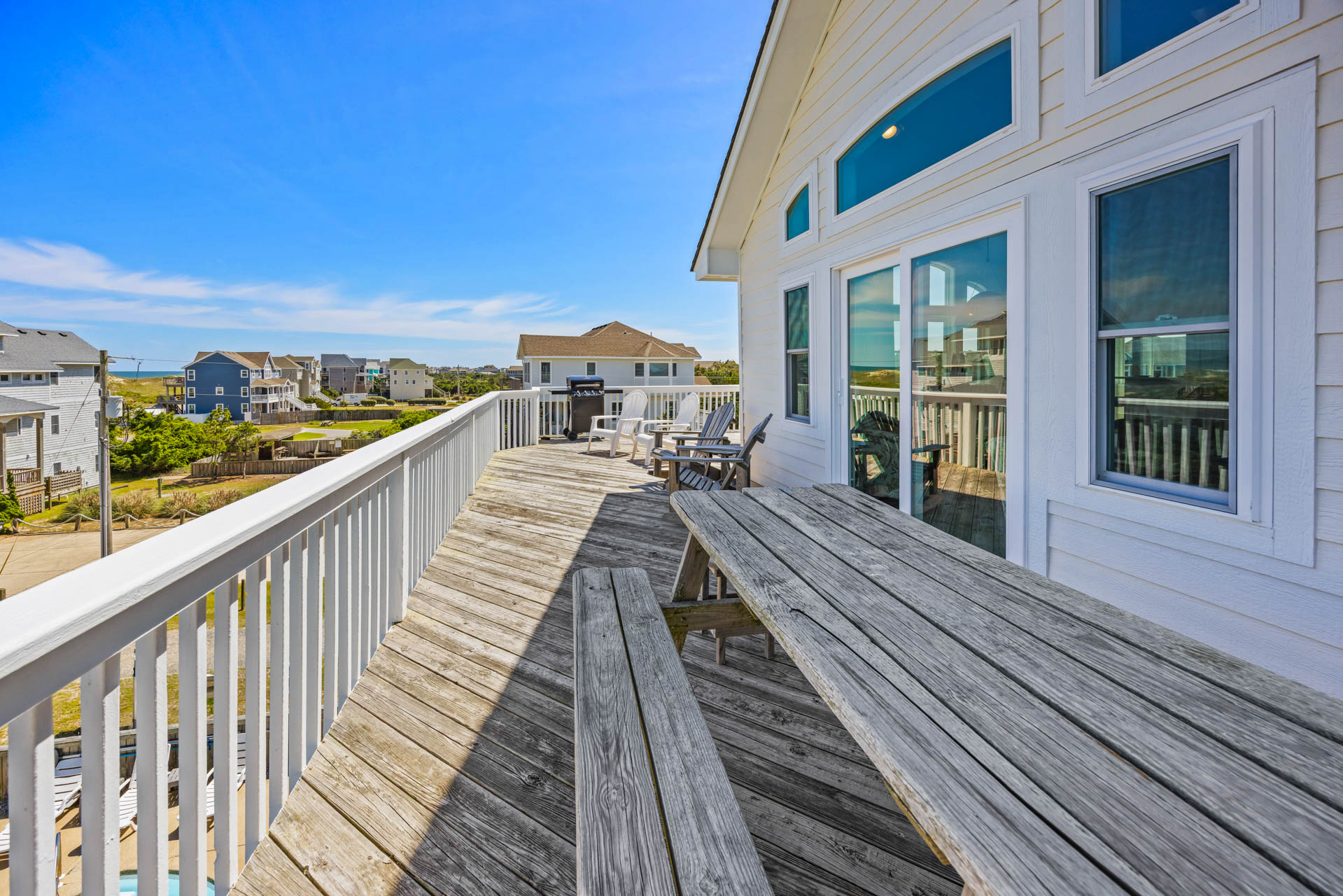 Surf Or Sound Realty 330 Legasea Deck 1