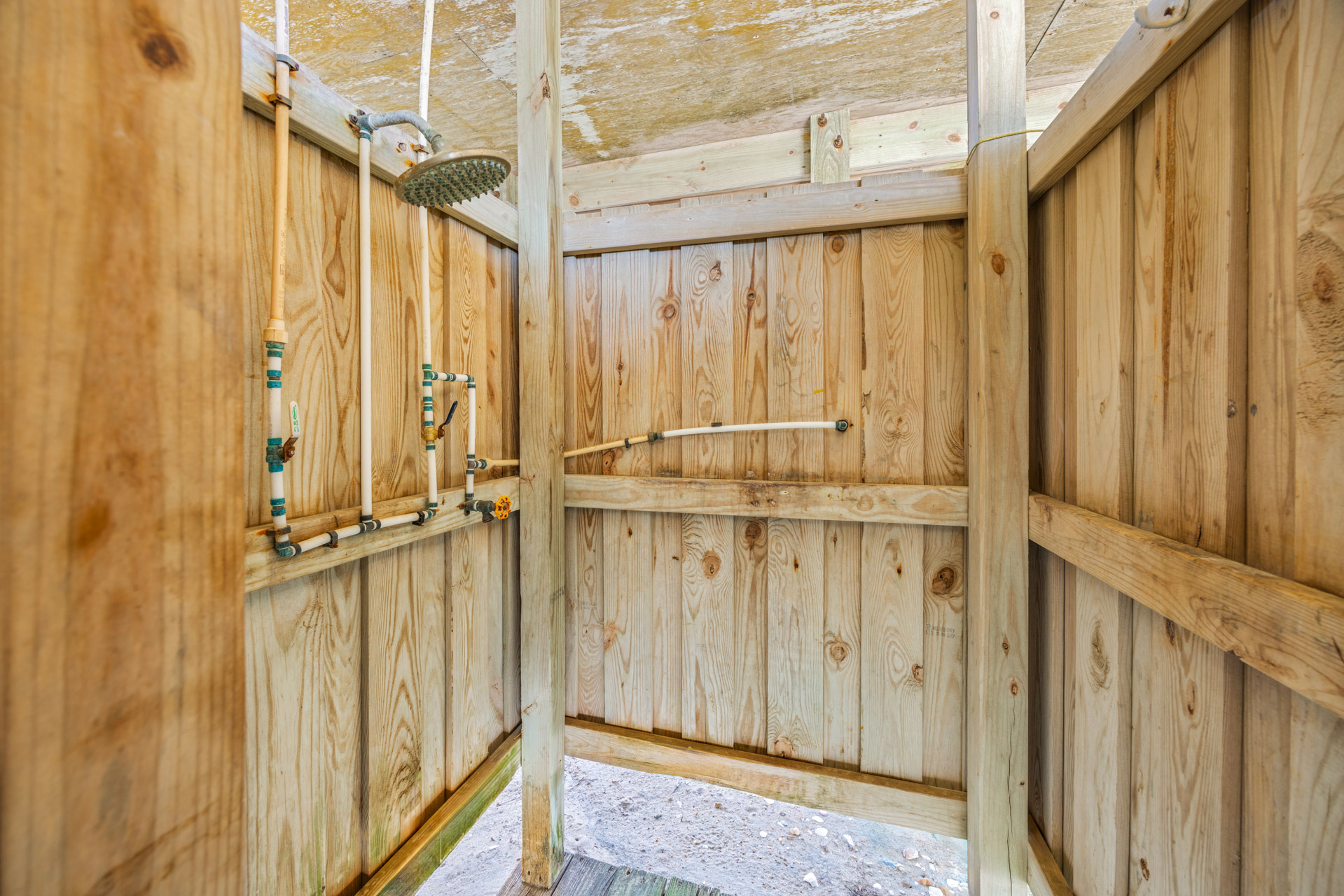 Surf Or Sound Realty 605 Intuition Outdoor Shower