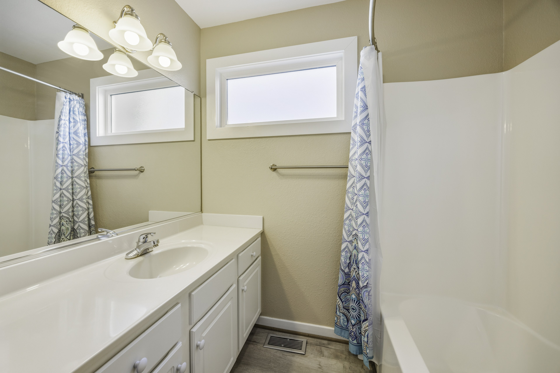 Surf Or Sound Realty 920 Leave Of Absence Bedroom 5 2