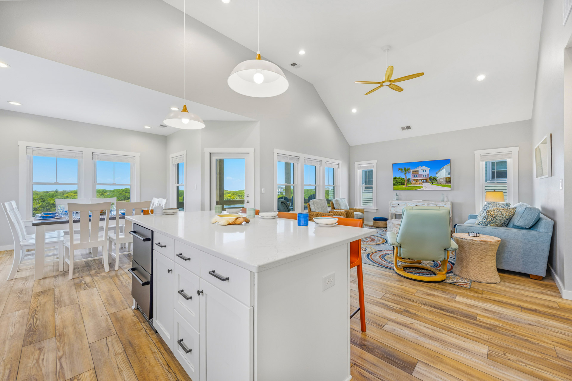 Surf Or Sound Realty 1234 Turtle Watch Kitchen 4