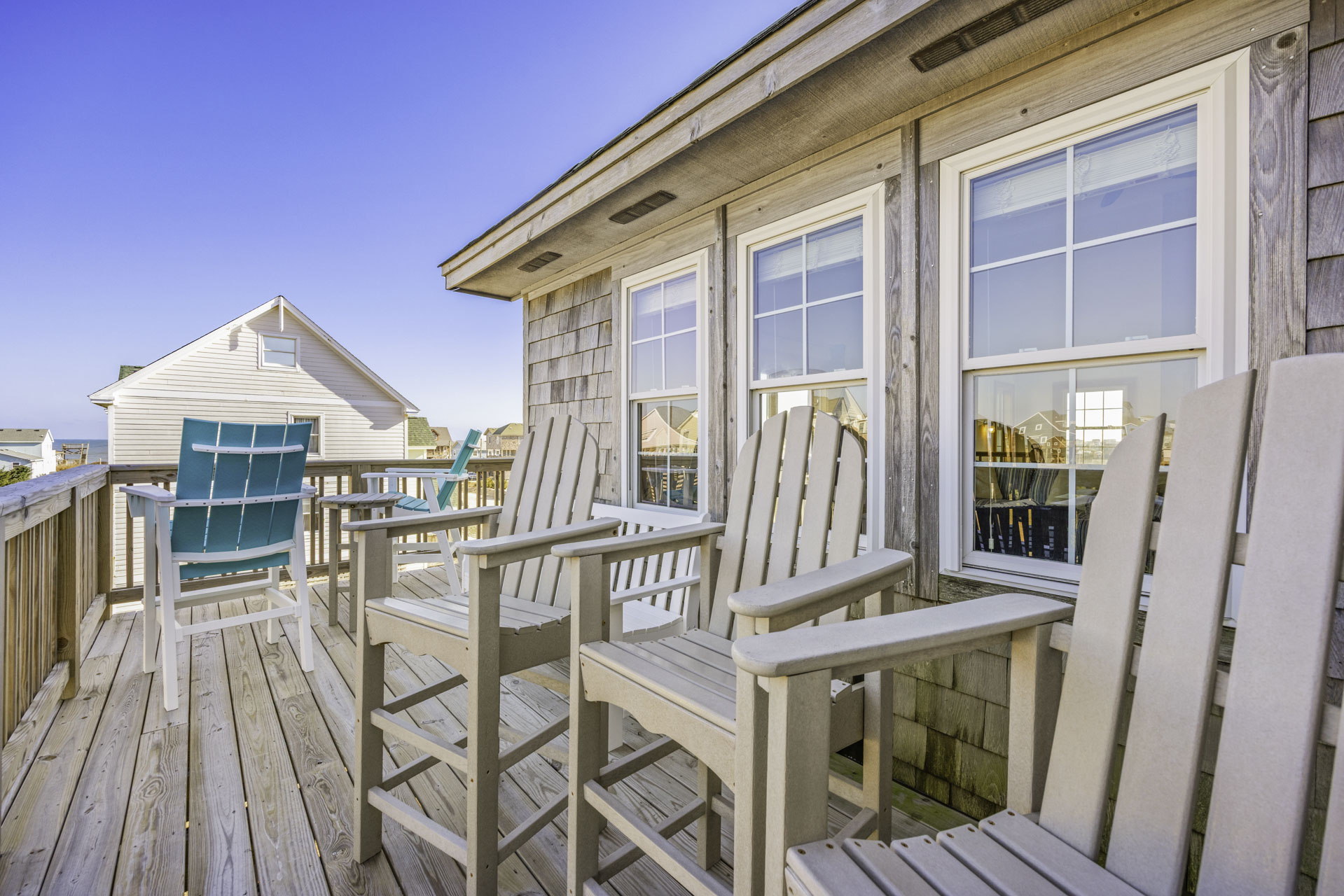 Surf Or Sound Realty 902 Triple Fins Deck 1