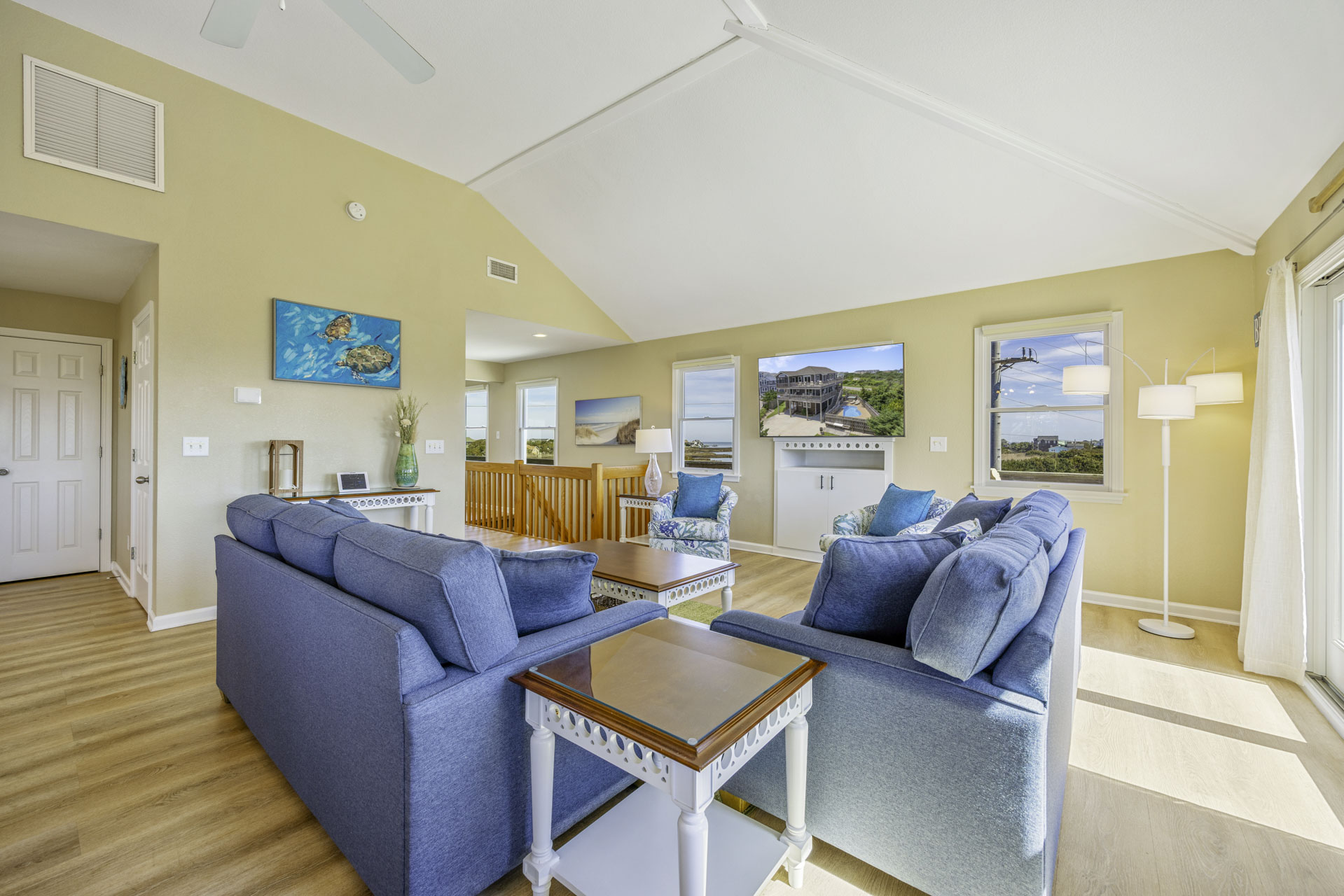 Surf Or Sound Realty 967 Sailor's Delight Great Room 3