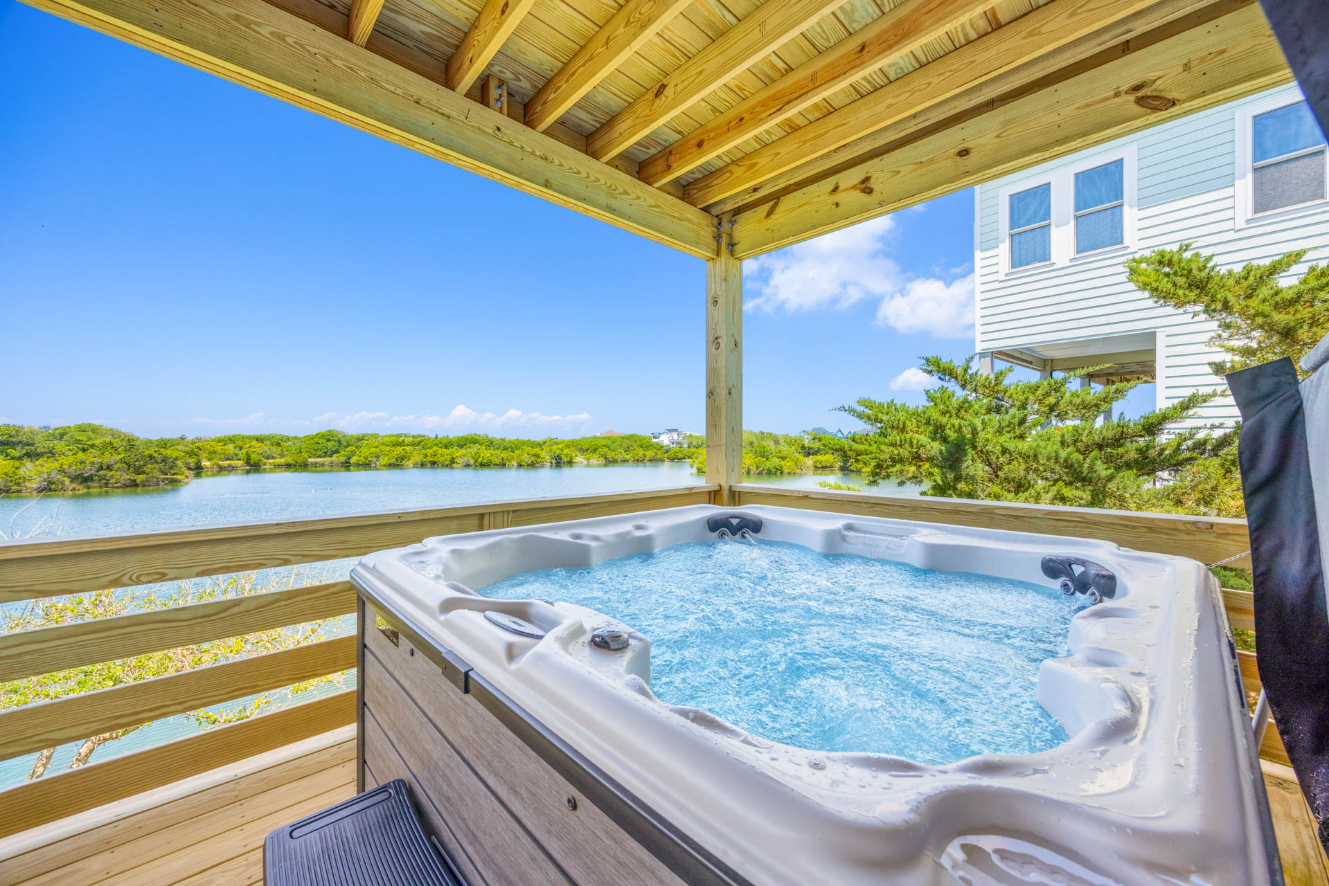 Surf Or Sound Realty 1234 Turtle Watch Hot Tub