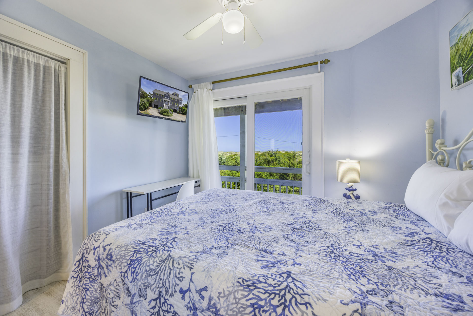 Surf Or Sound Realty 1040 Dolphins Watch Bedroom 3 2