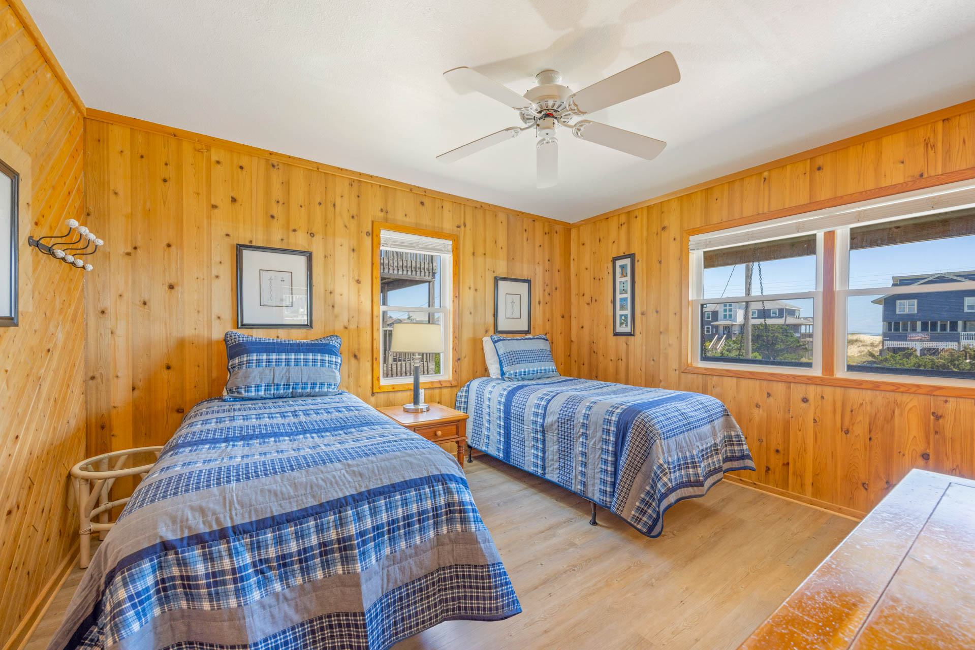 Surf Or Sound Realty 1144 The Sandy House Bedroom 6