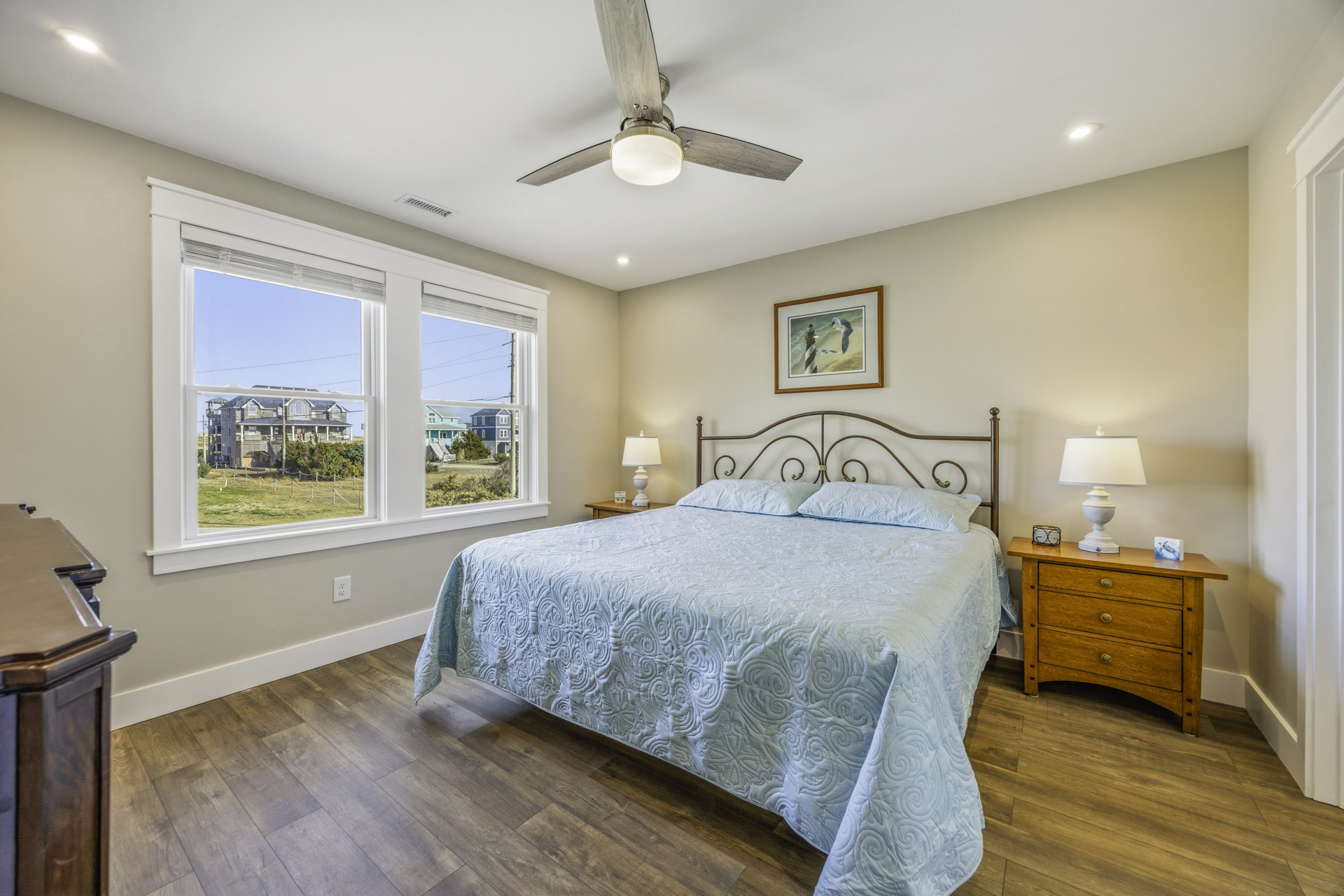 Surf Or Sound Realty 1240 Coastal Breeze Bedroom 3 1