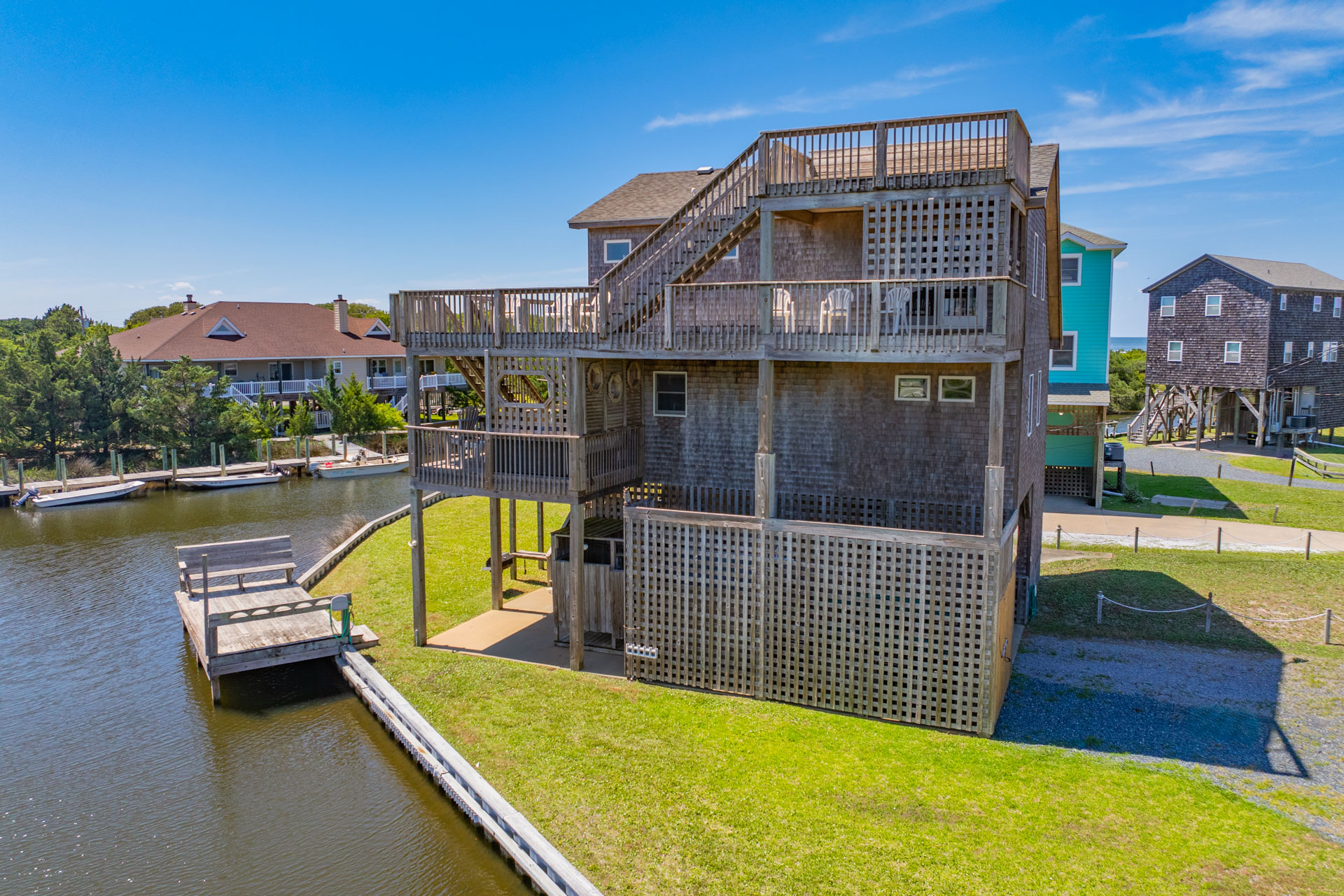 Surf Or Sound Realty 623 Castn Crew Exterior 2