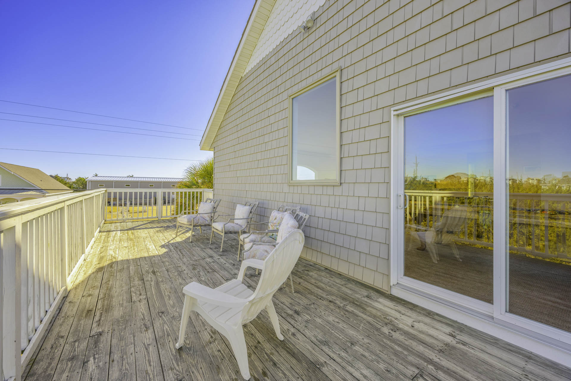 Surf Or Sound Realty 411 Surf Dogs Deck 2