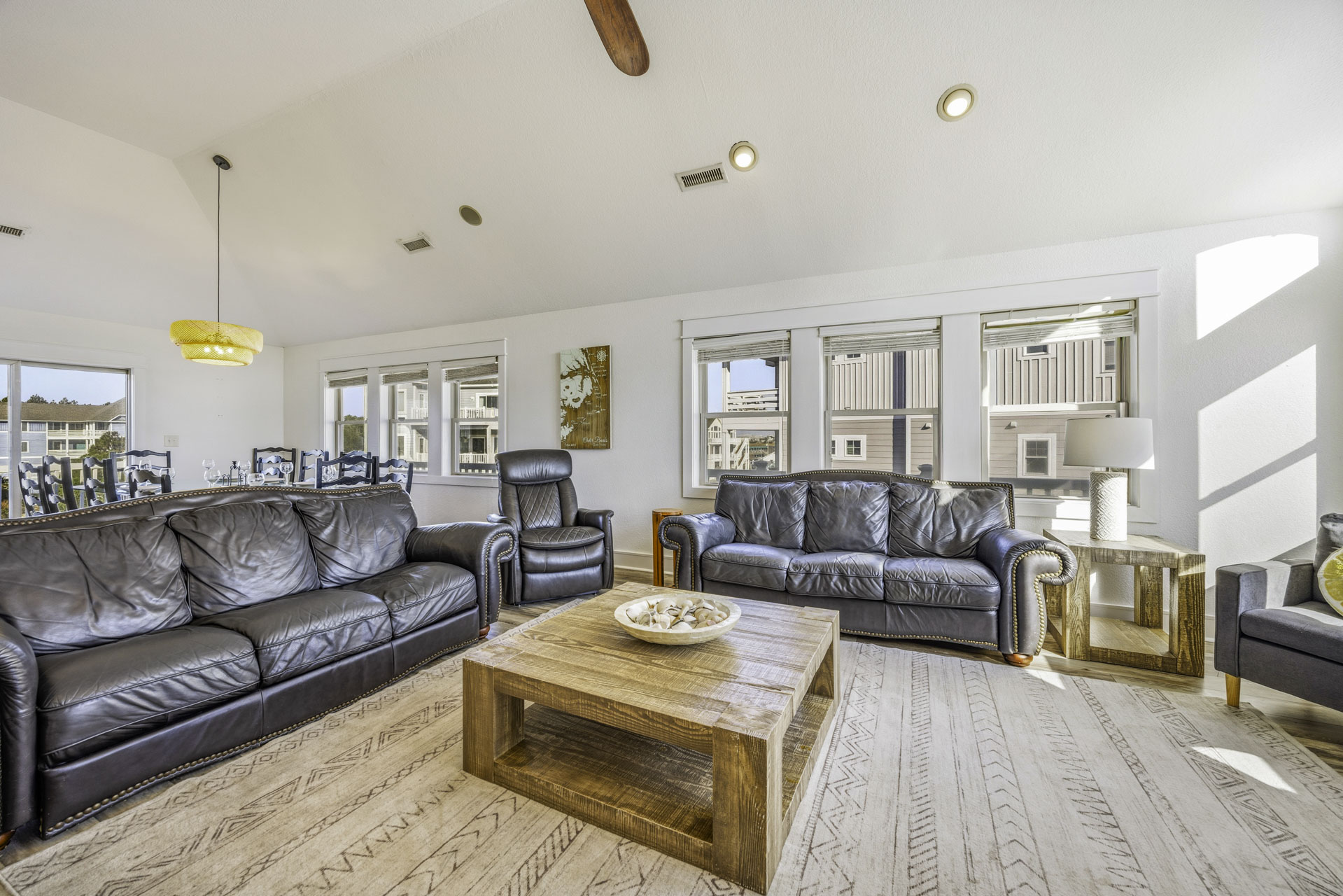 Surf Or Sound Realty 1156 Lemonade Great Room 5