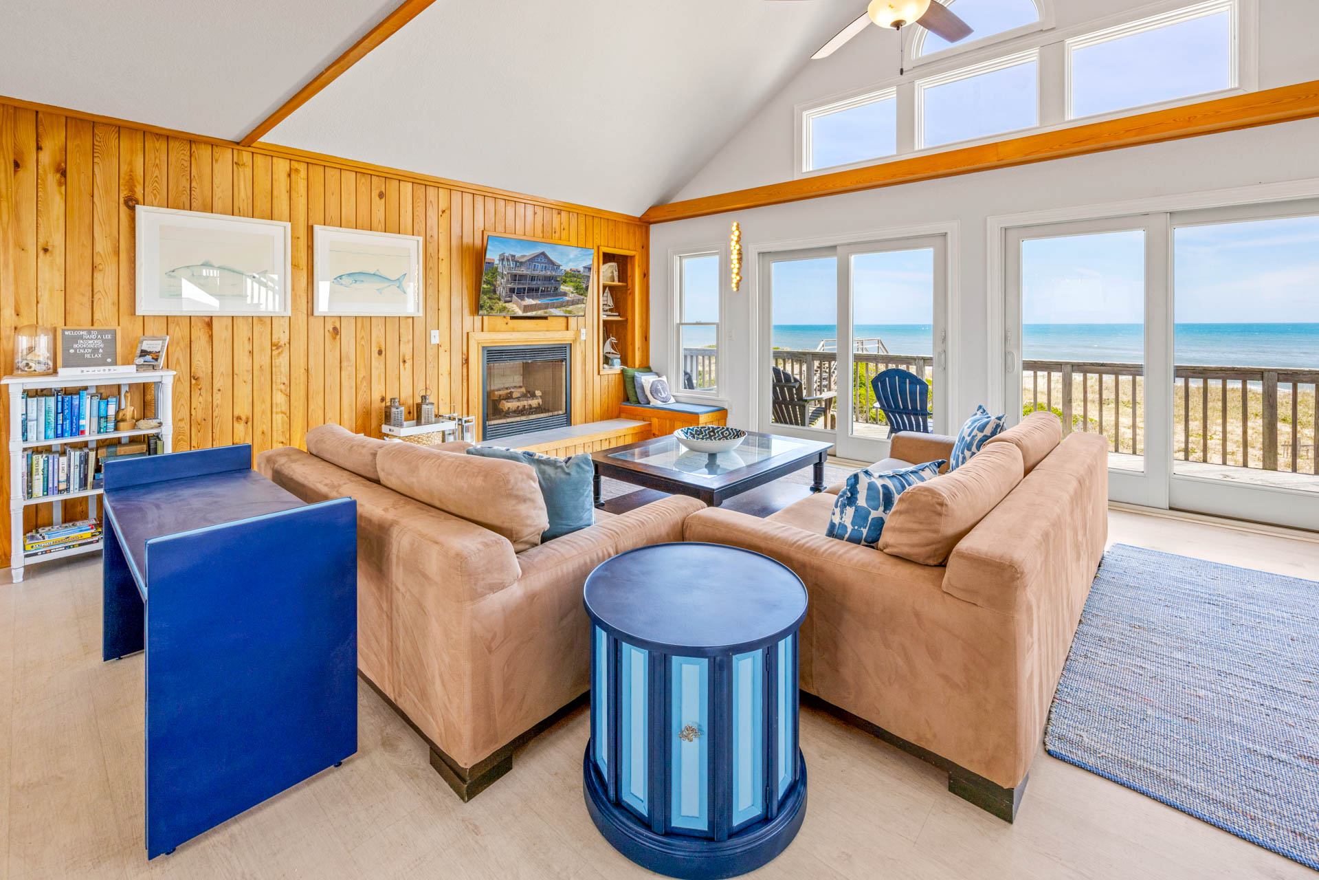 Surf Or Sound Realty 200 Hardalee Great Room 1