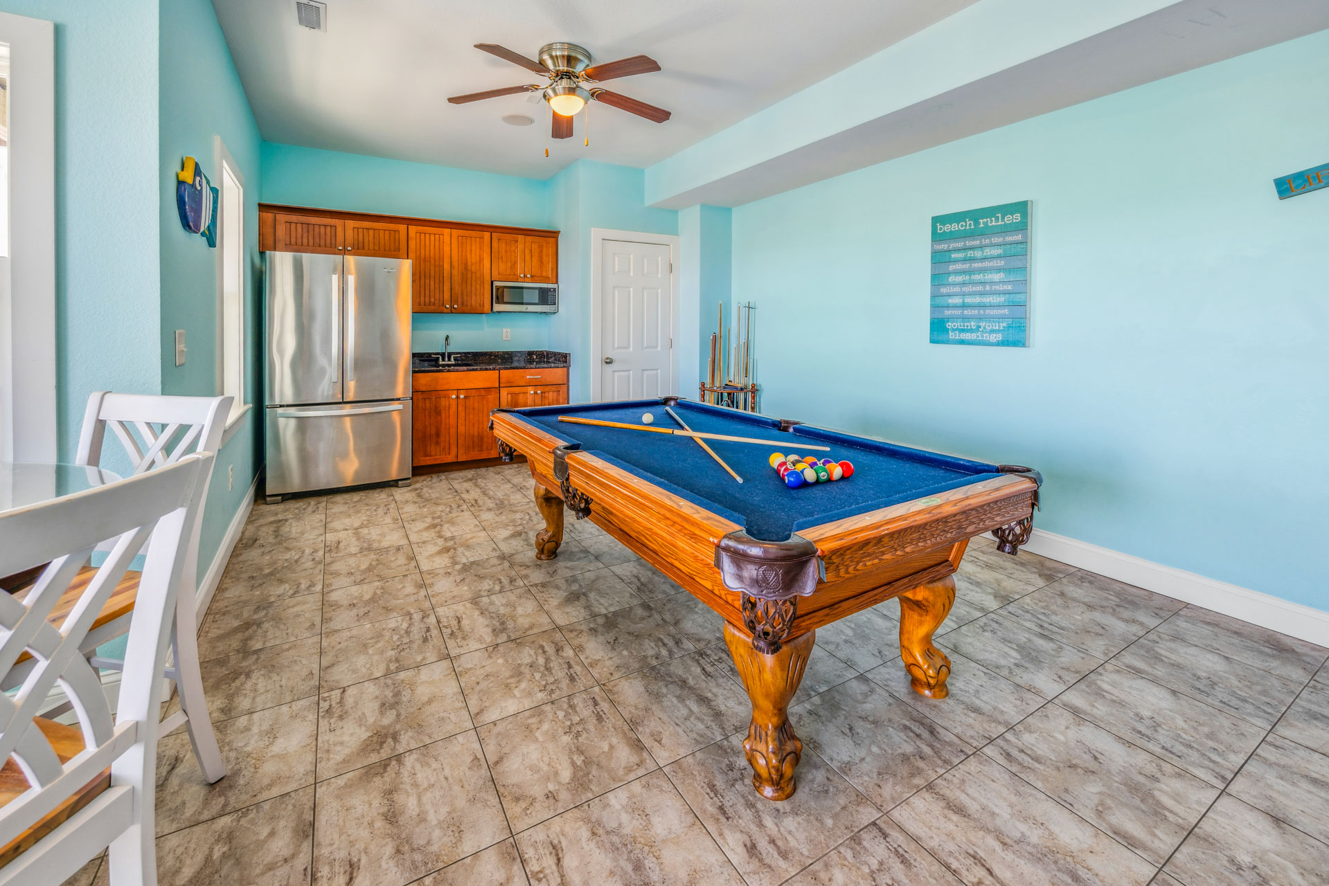 Surf Or Sound Realty 867 Caribbean Paradise Game Room 2