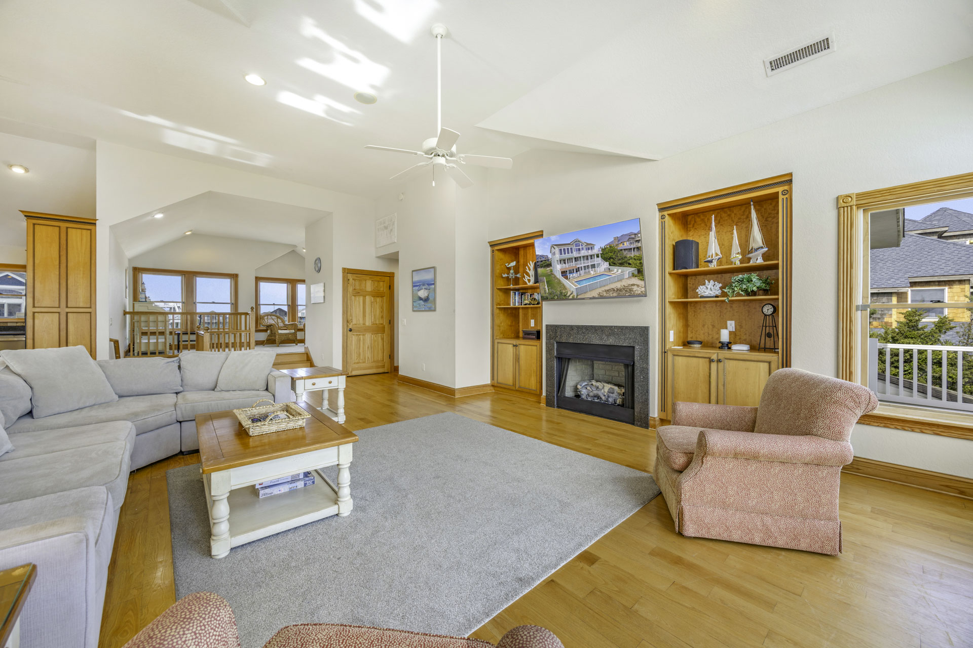 Surf Or Sound Realty 829 The HI Life Great Room 5