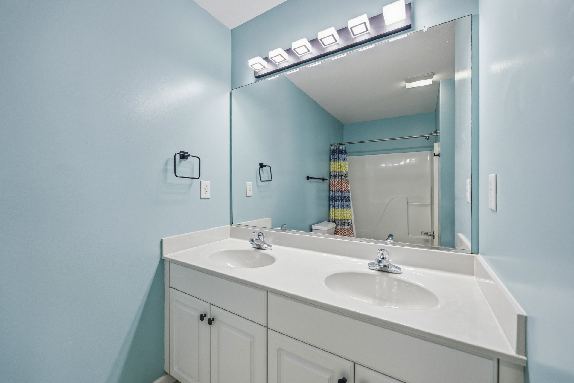 Surf Or Sound Realty 260 Gone With The Wind Bedroom 3 2