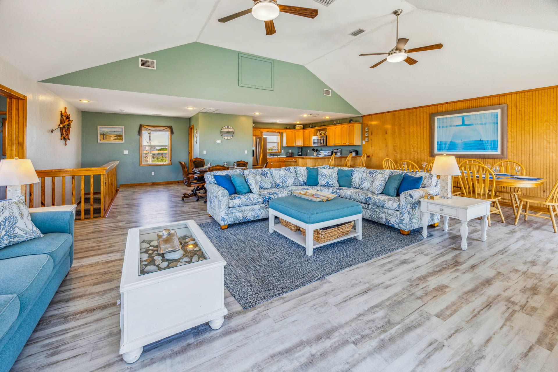 Surf Or Sound Realty 704 A Reel Addiction Great Room 3