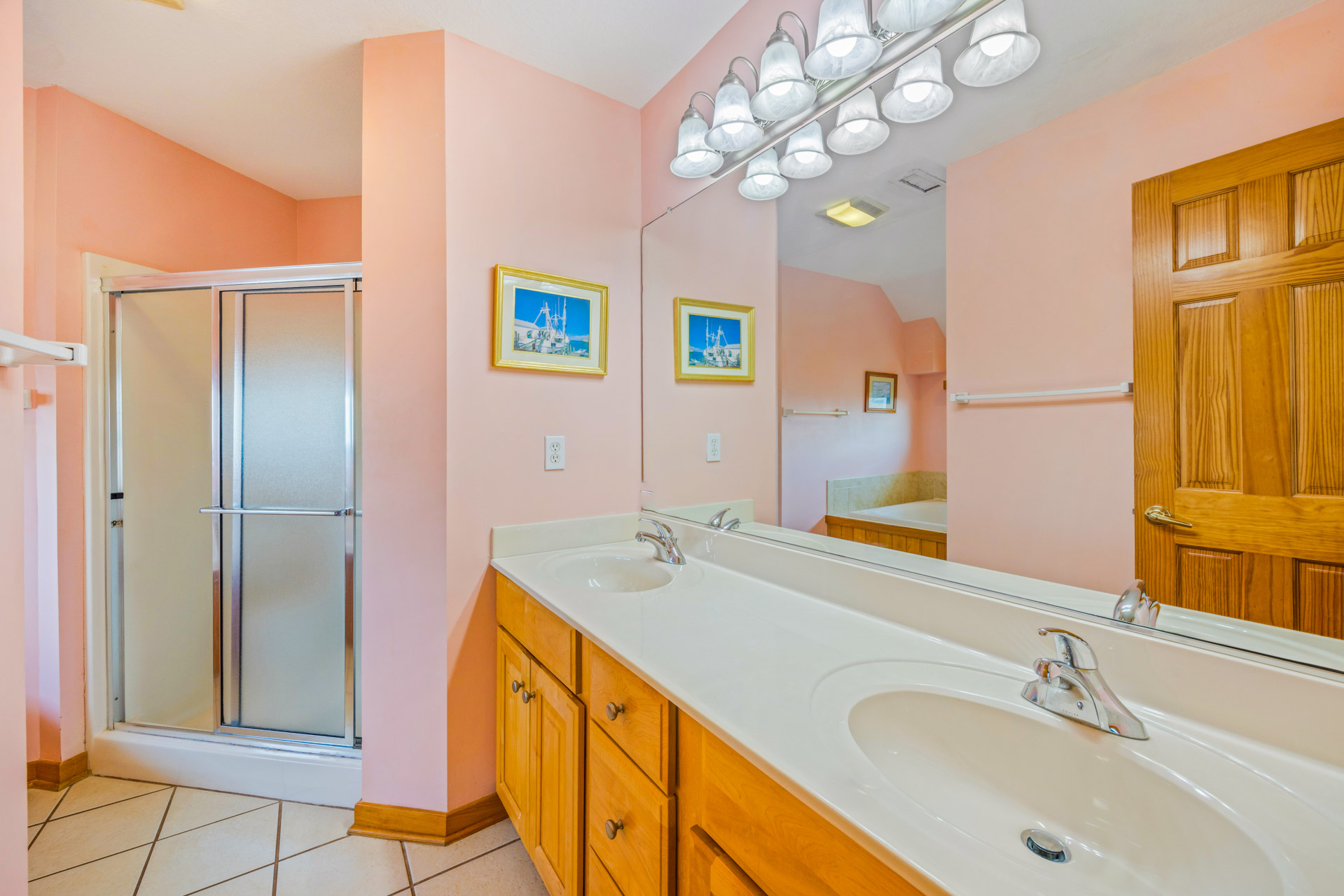 Surf Or Sound Realty 789 Ocean Isle Bedroom 1 3