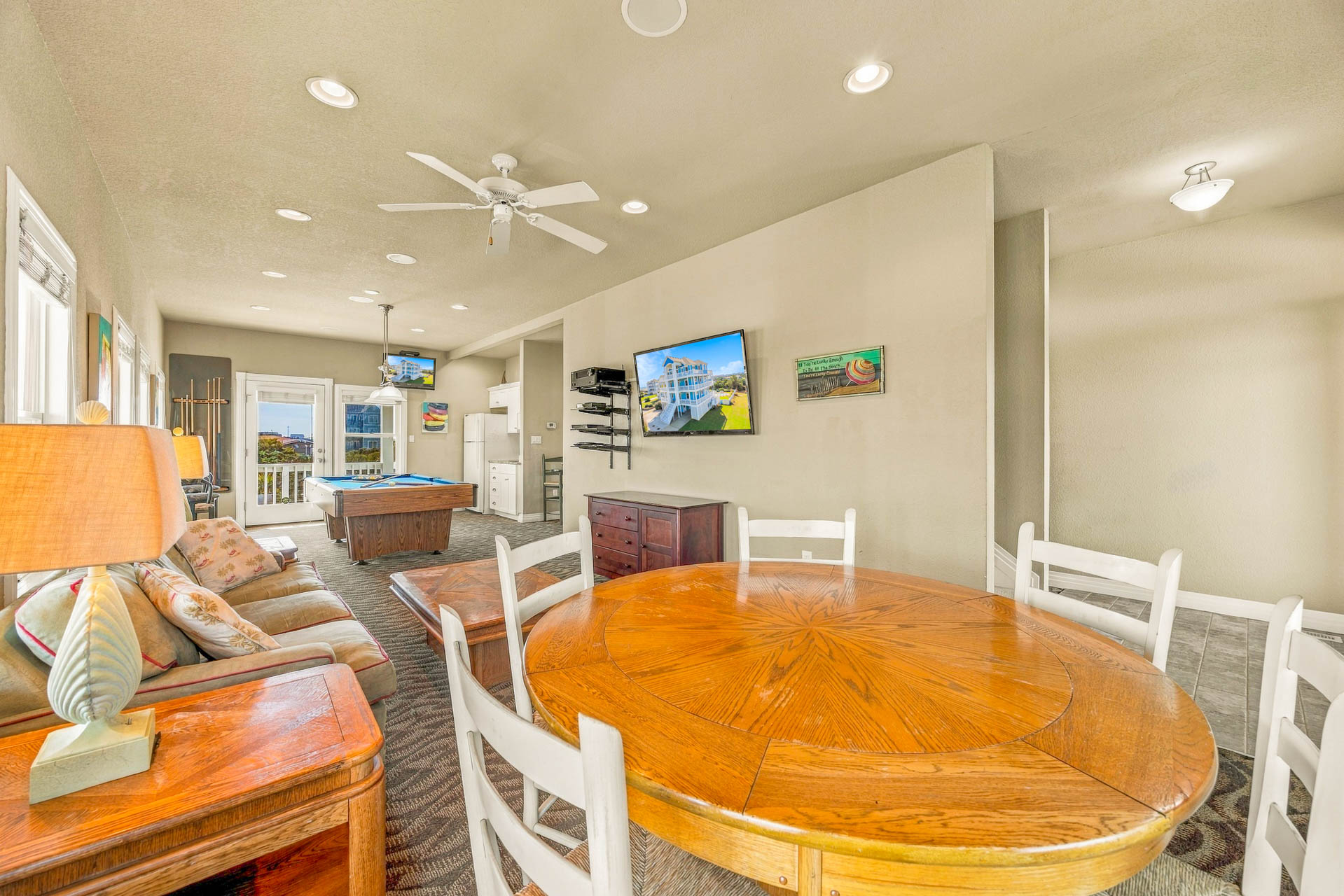 Surf Or Sound Realty 569 Cape Winds Game Room 2