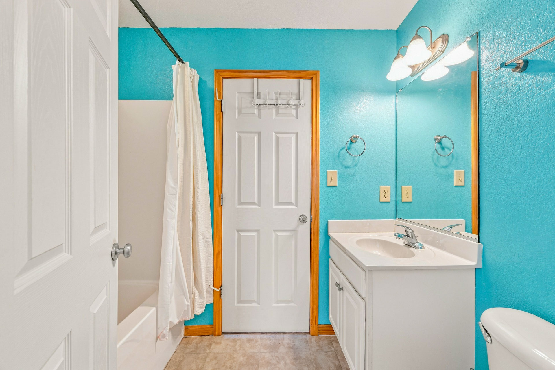 Surf Or Sound Realty 1255 Villa Dolce Vita Bedroom 2 3