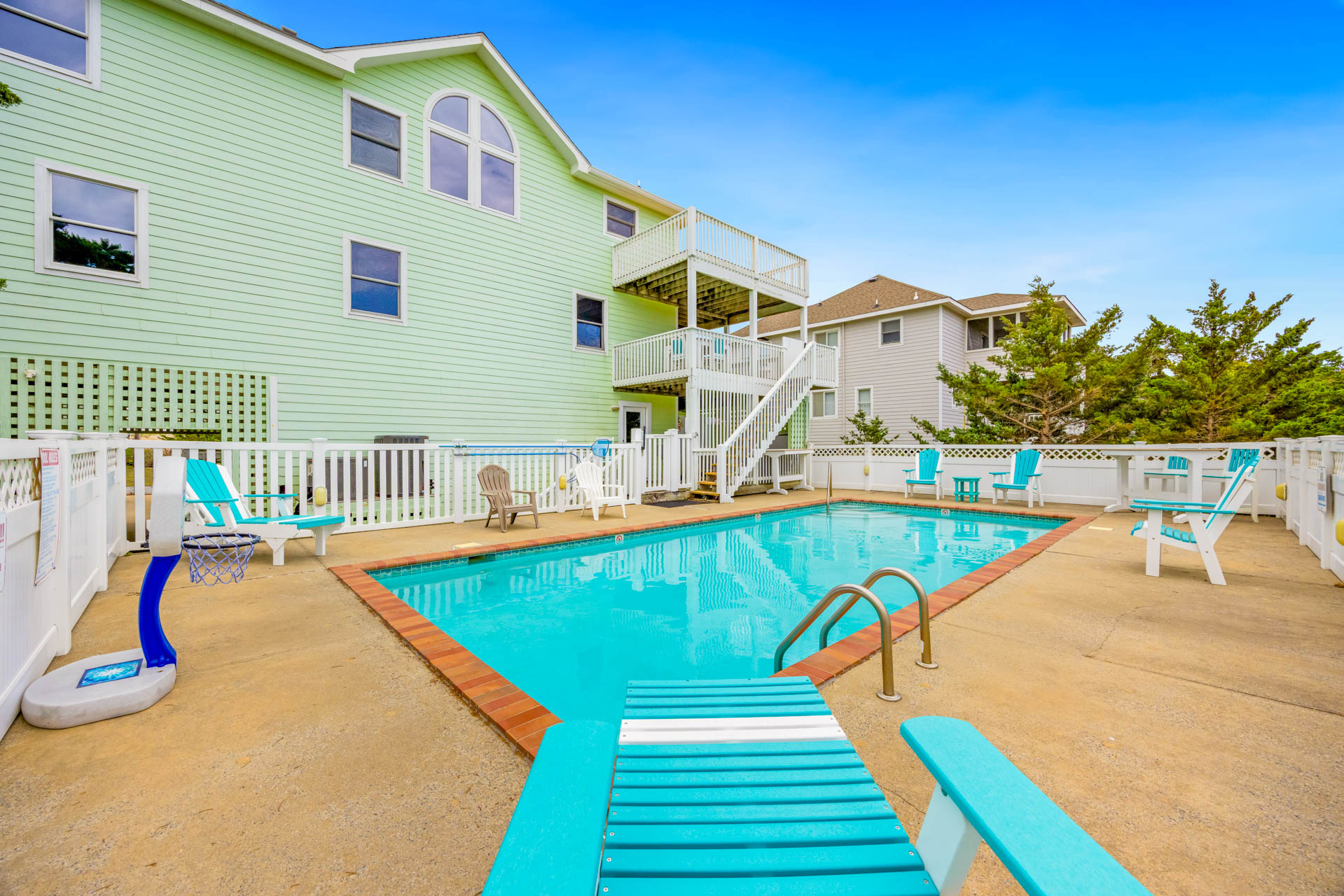 Surf Or Sound Realty 1250 Carolina Pearl Pool Area 3