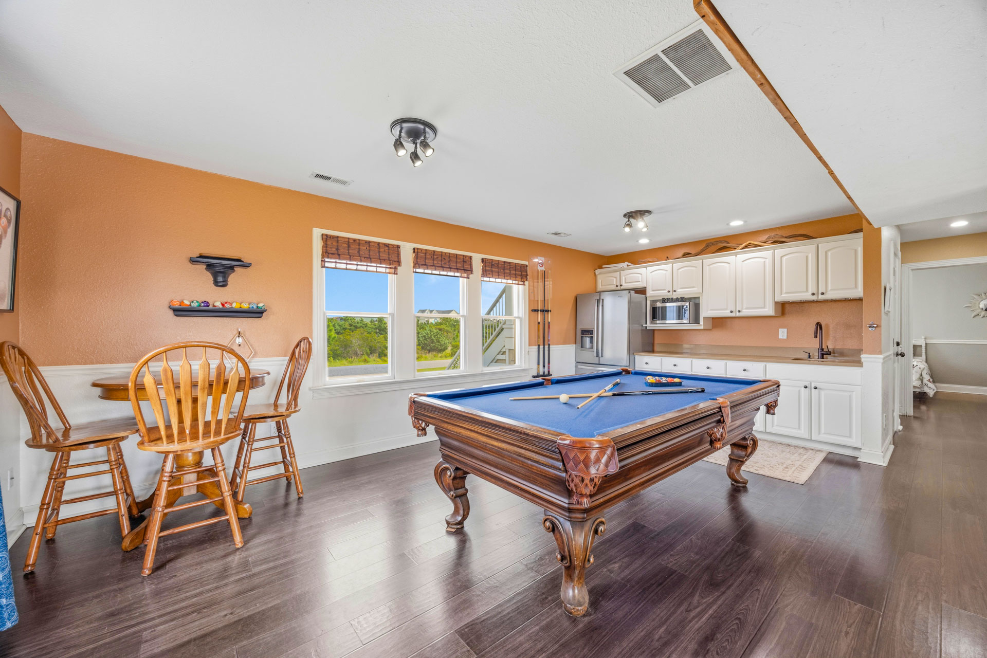 Surf Or Sound Realty 926 Dreamer's Landing Game Room 5