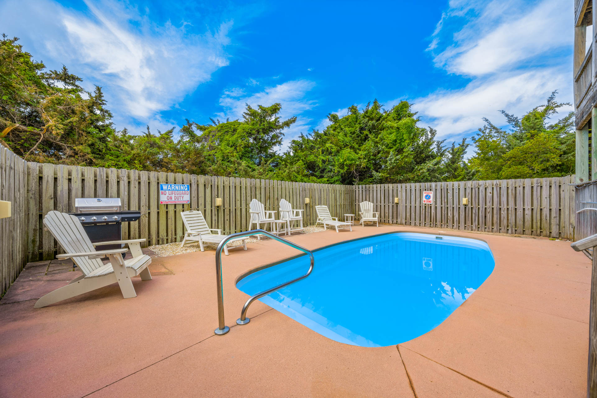 Surf Or Sound Realty 458 Waves Daze Pool Area 1